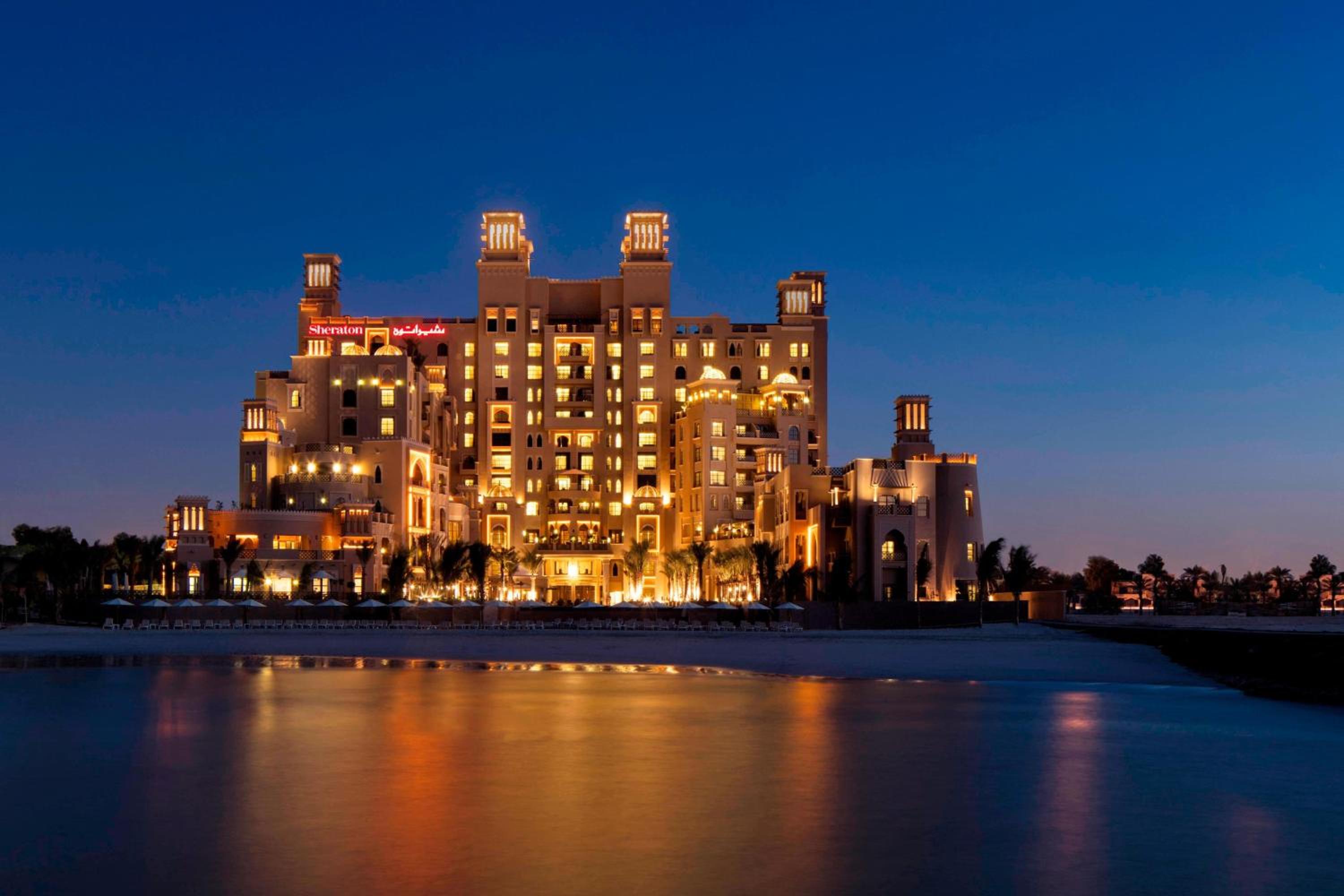 Sheraton Sharjah Beach Resort and Spa — photo 39