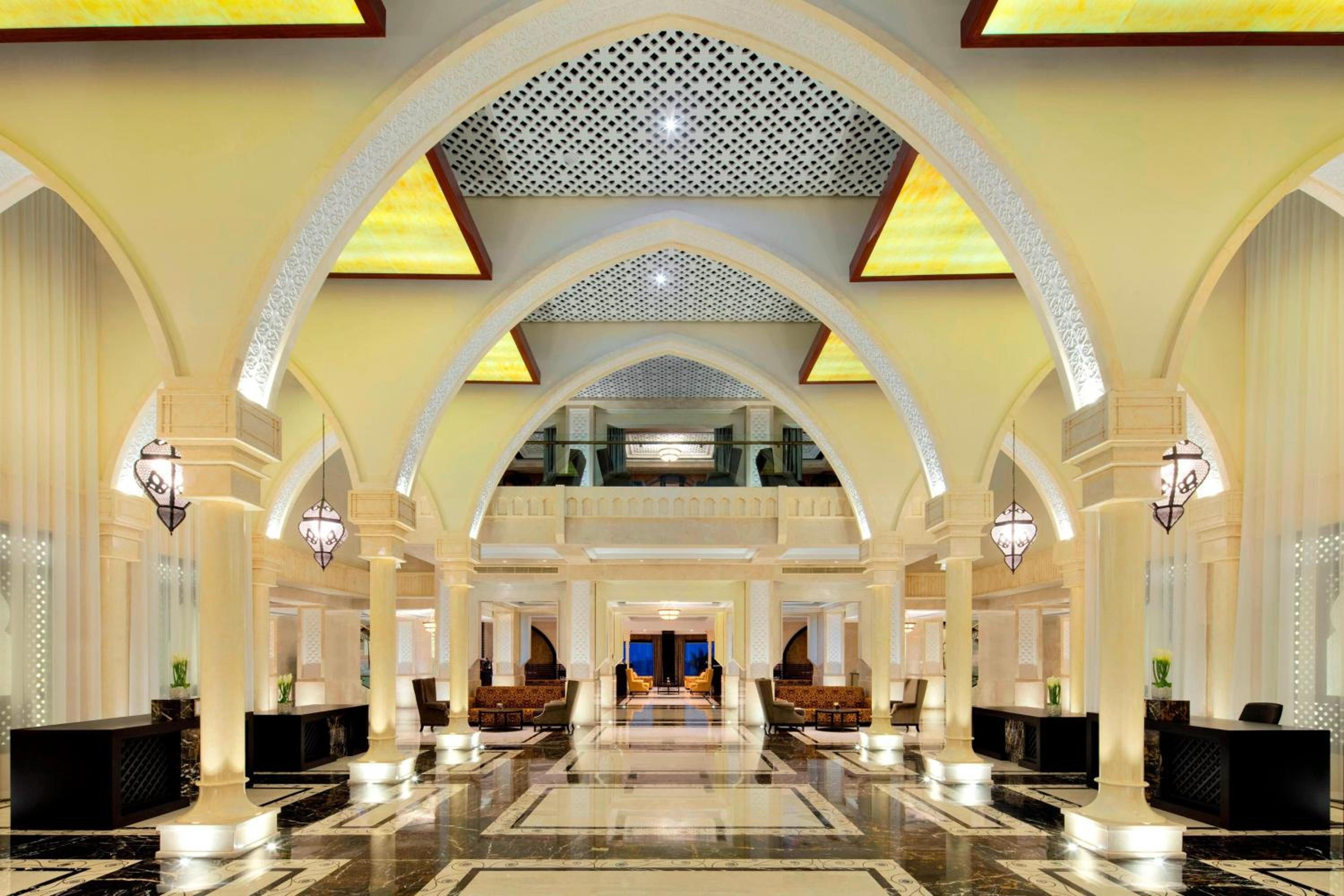 Sheraton Sharjah Beach Resort and Spa - Image 5