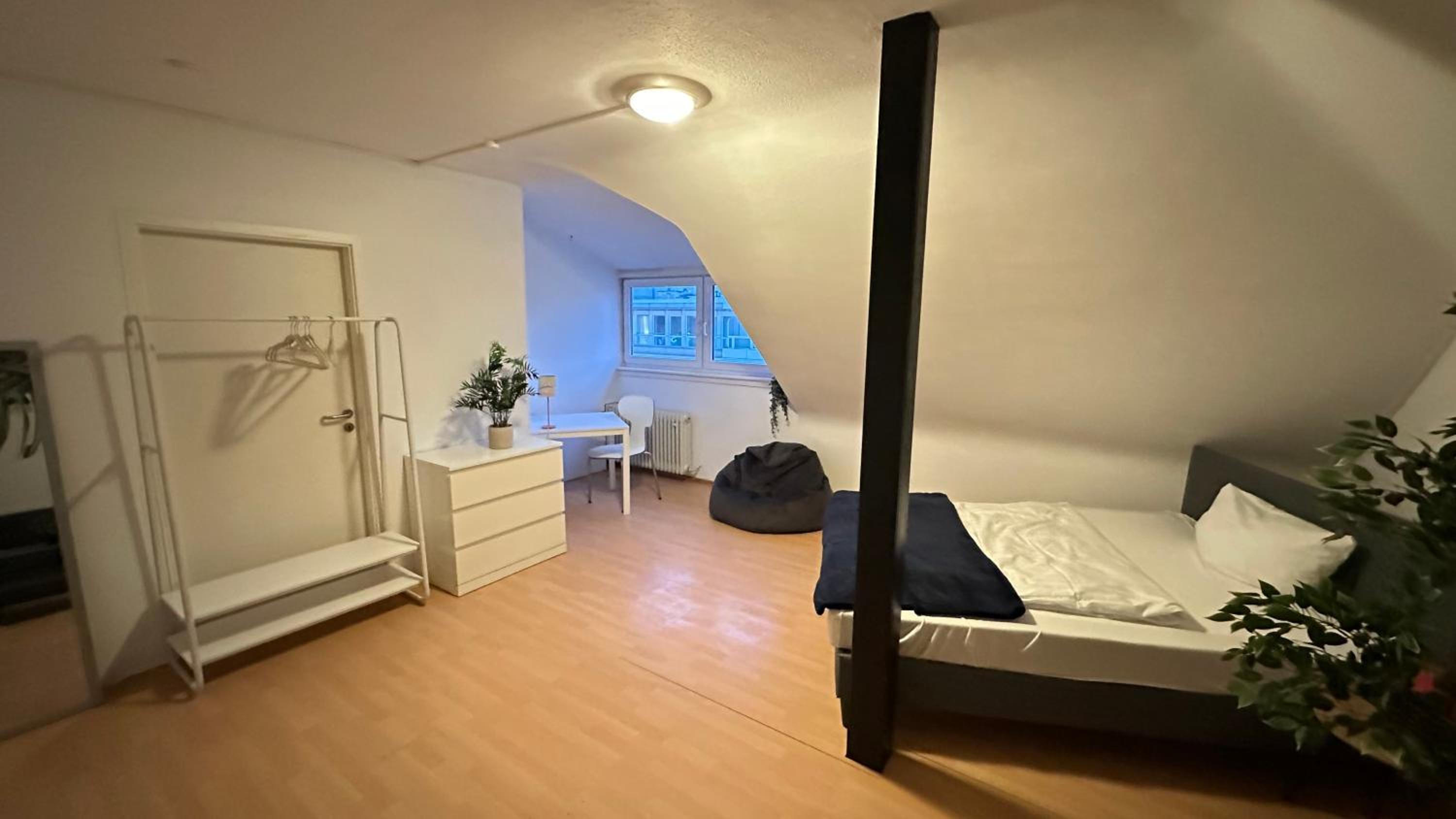Rooftop Apartment - 3 SZ - 1 BAD - 1 WZ - 1 Küche