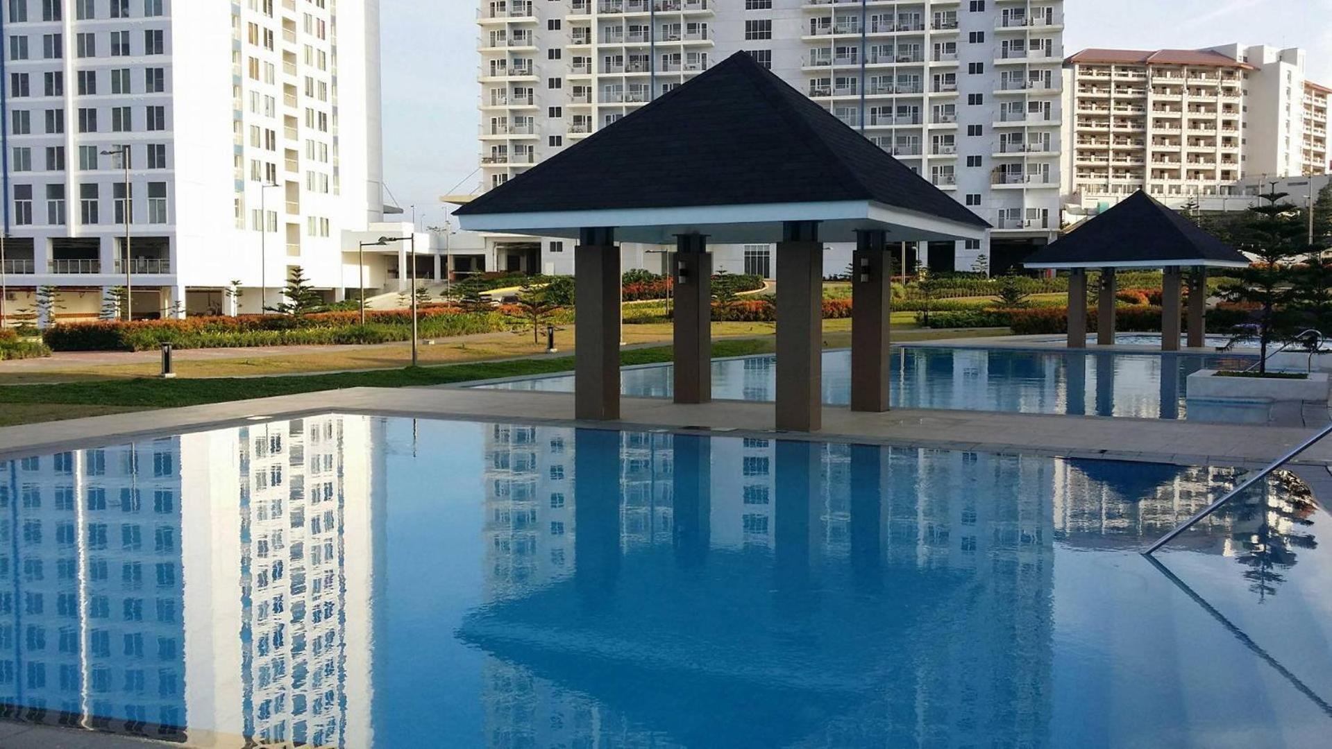 Taal View or LG Unit 1BR Wifi Near Sky Ranch view 5