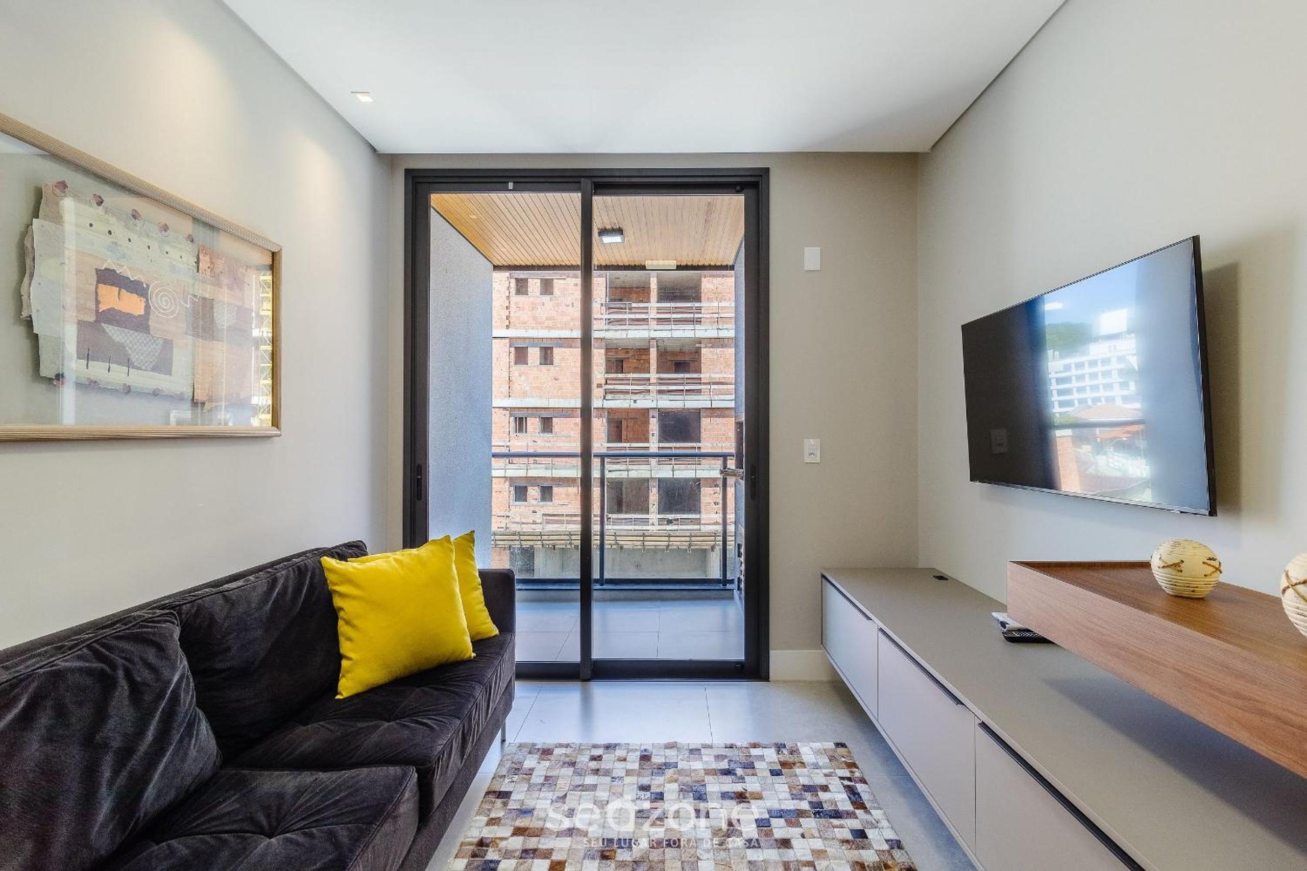 Charming apartment 210m from Jurerê Beach PSJ0304