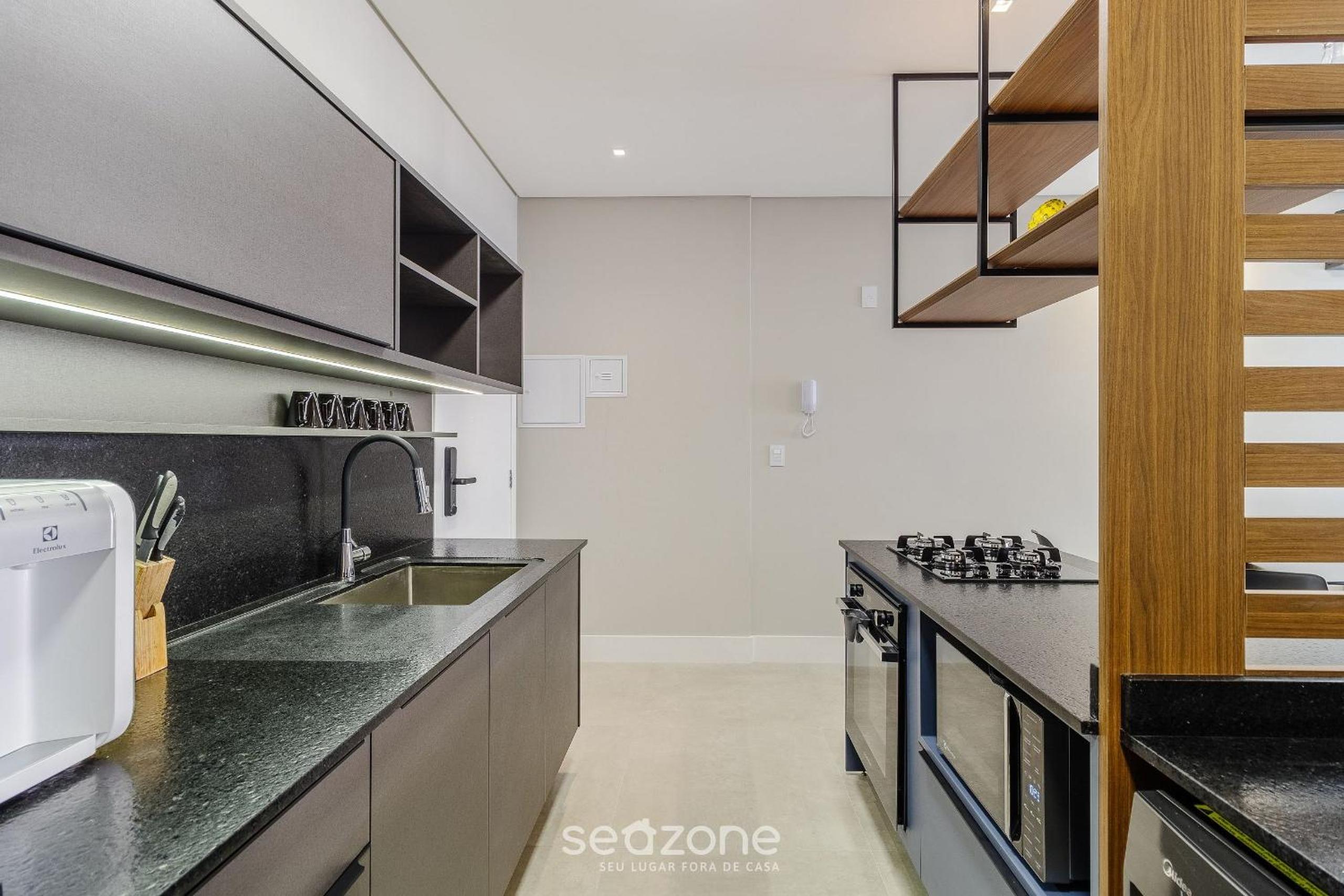 Charming apartment 210m from Jurerê Beach PSJ0304