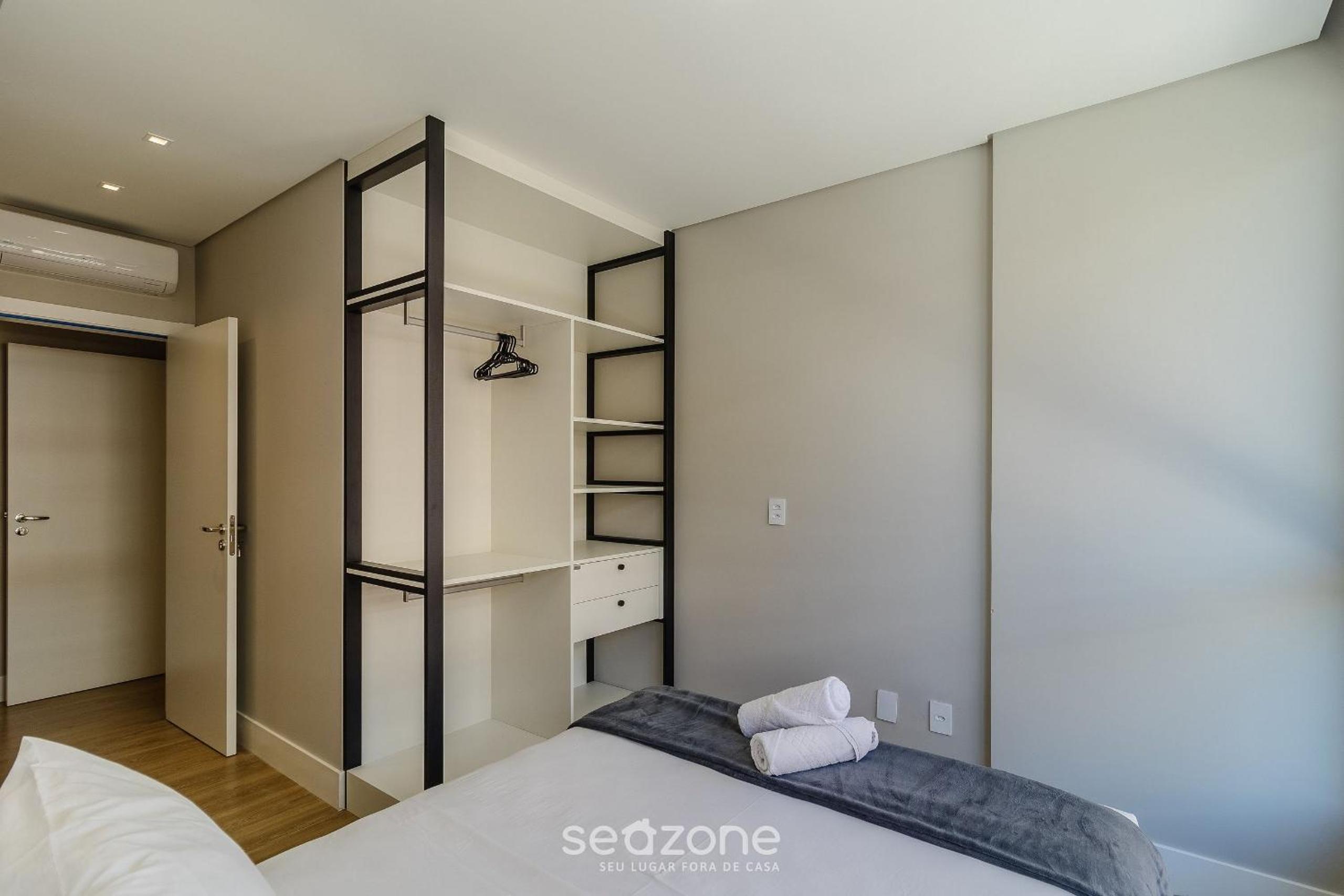 Charming apartment 210m from Jurerê Beach PSJ0304
