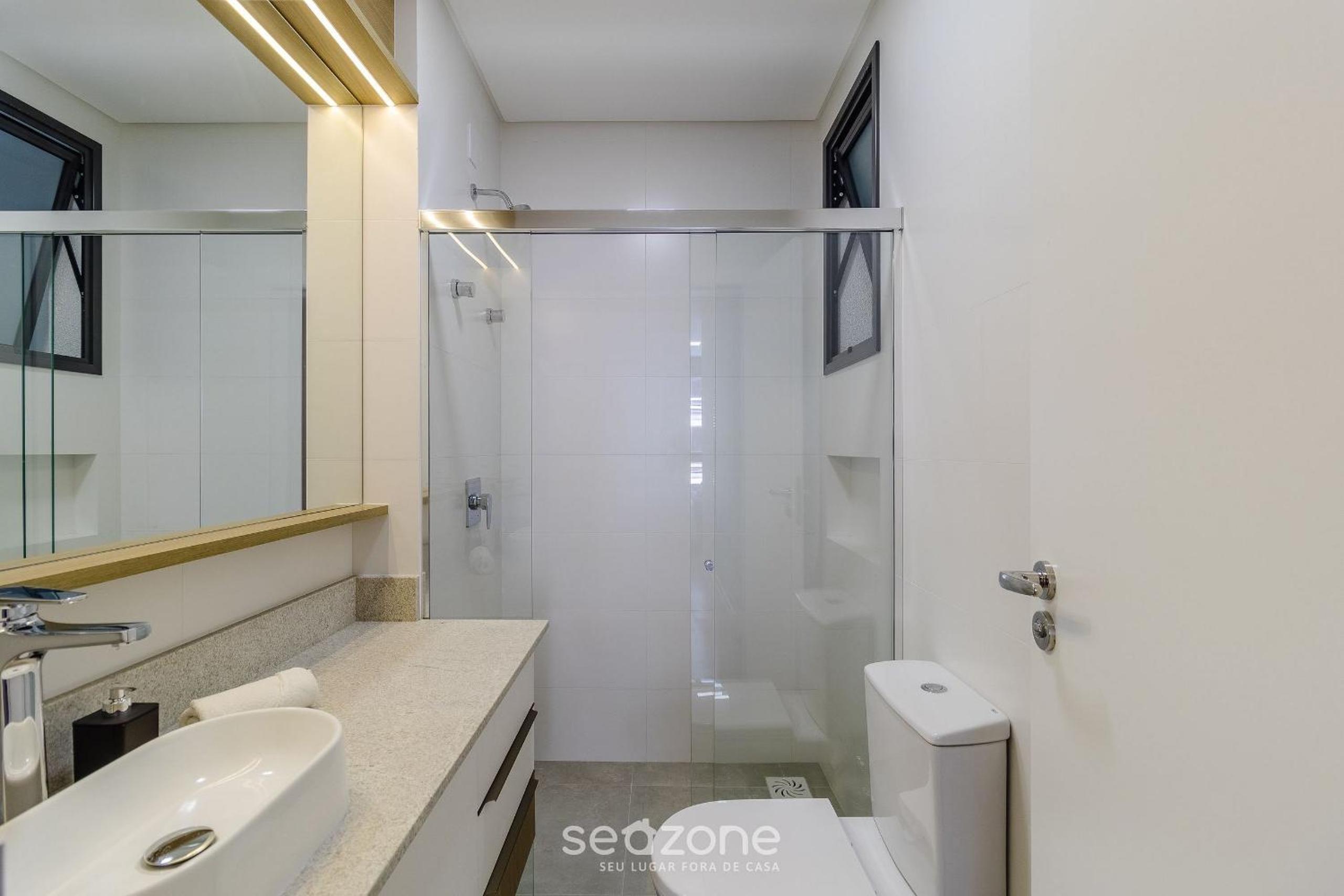 Charming apartment 210m from Jurerê Beach PSJ0304