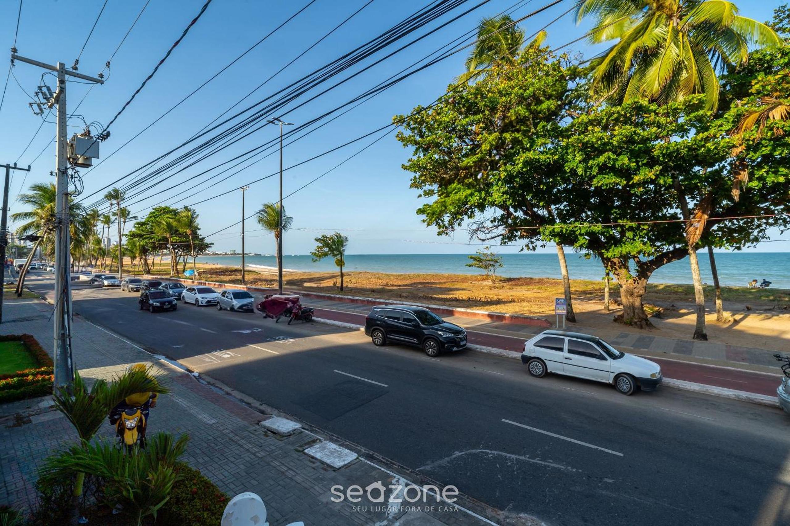 Apts in a beachfront condominium in Cabo Branco, João Pessoa - HSSs