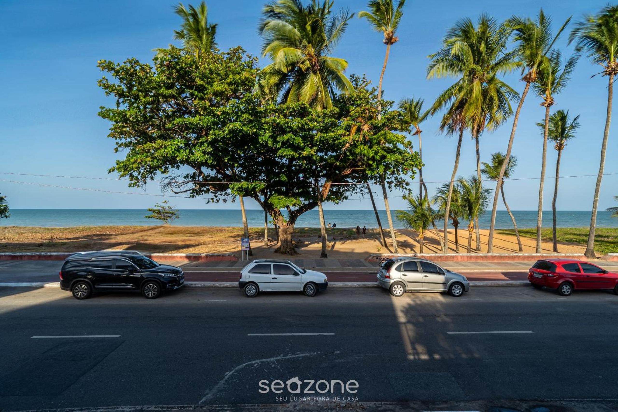 Apts in a beachfront condominium in Cabo Branco, João Pessoa - HSSs