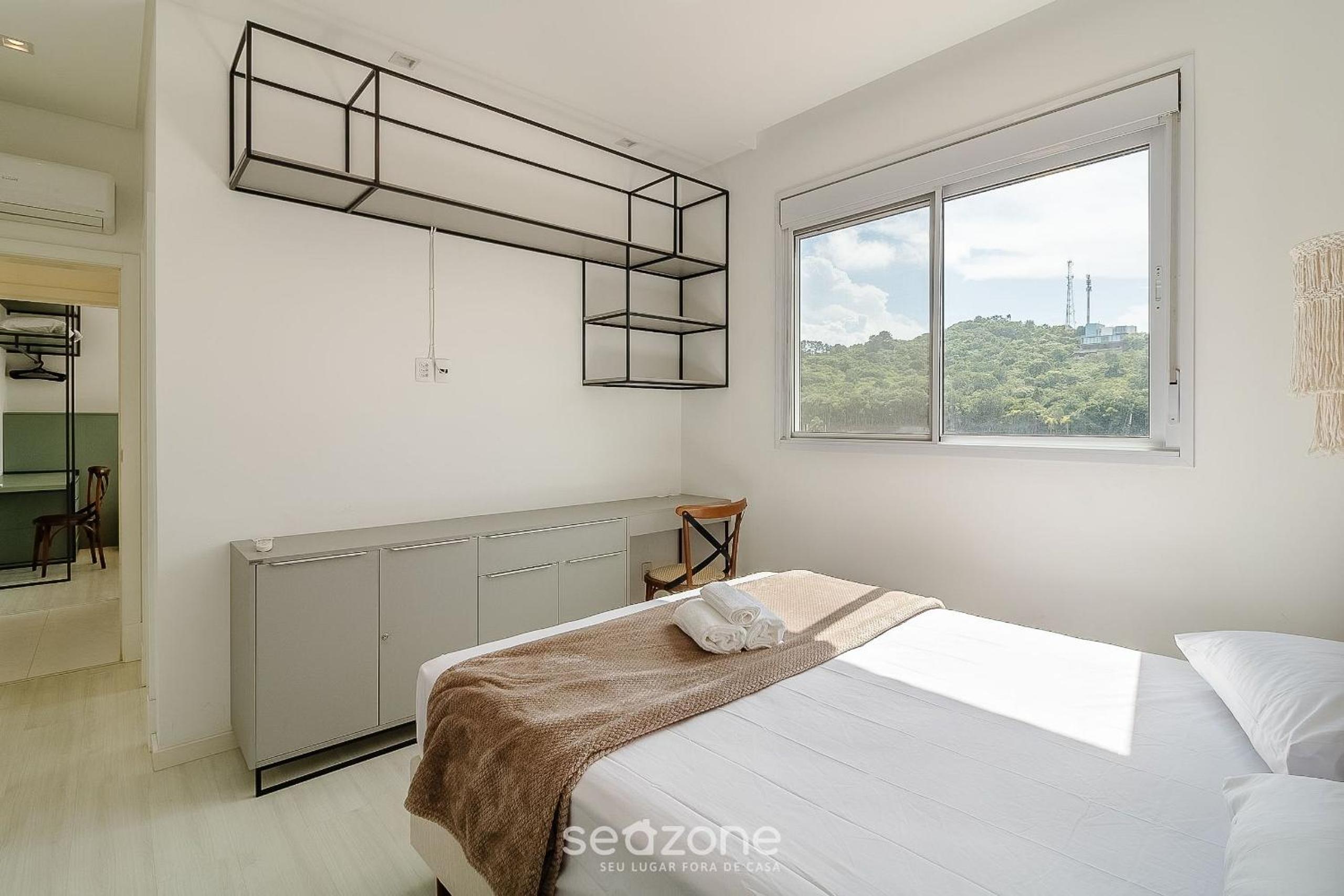 Apartment w/ Barbecue 240m from the Beach EHI0401