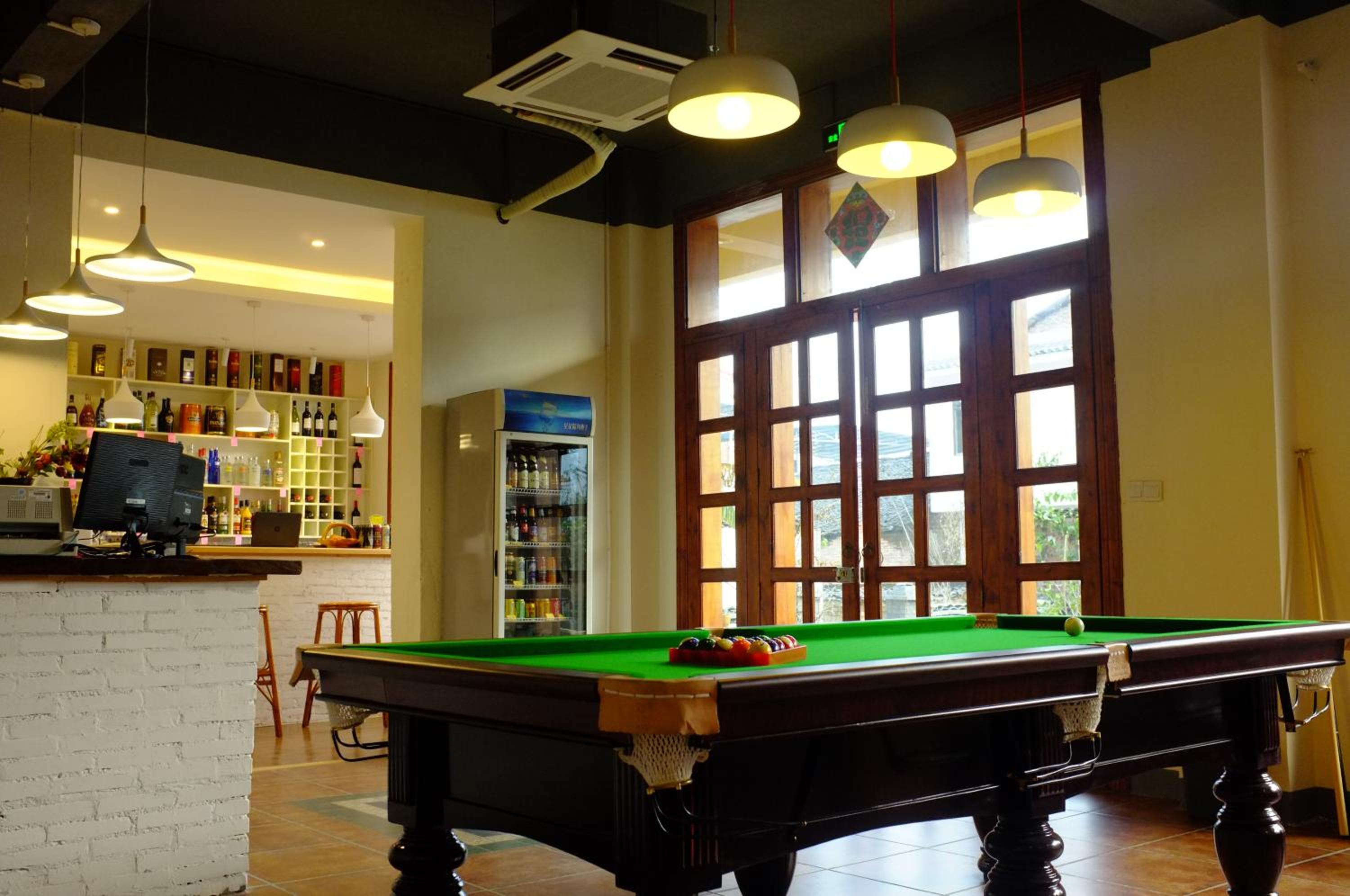 Yangshuo Eden's Social Guesthouse - Wake up to a hearty Western breakfast & fresh craft coffee & night beers & outdoor activities