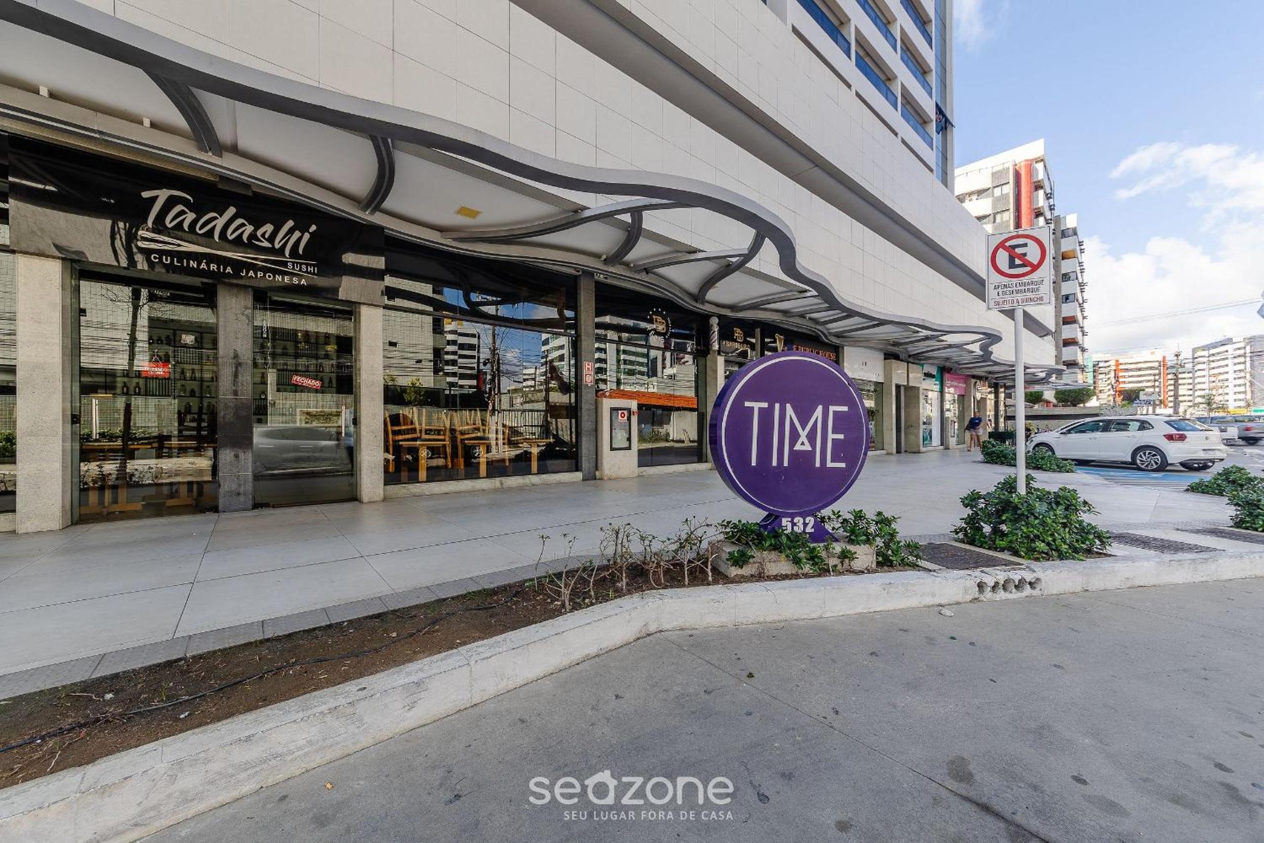 Edif. Time, rooftop pool and complete leisure facilities 300 m from the beach - ETIs