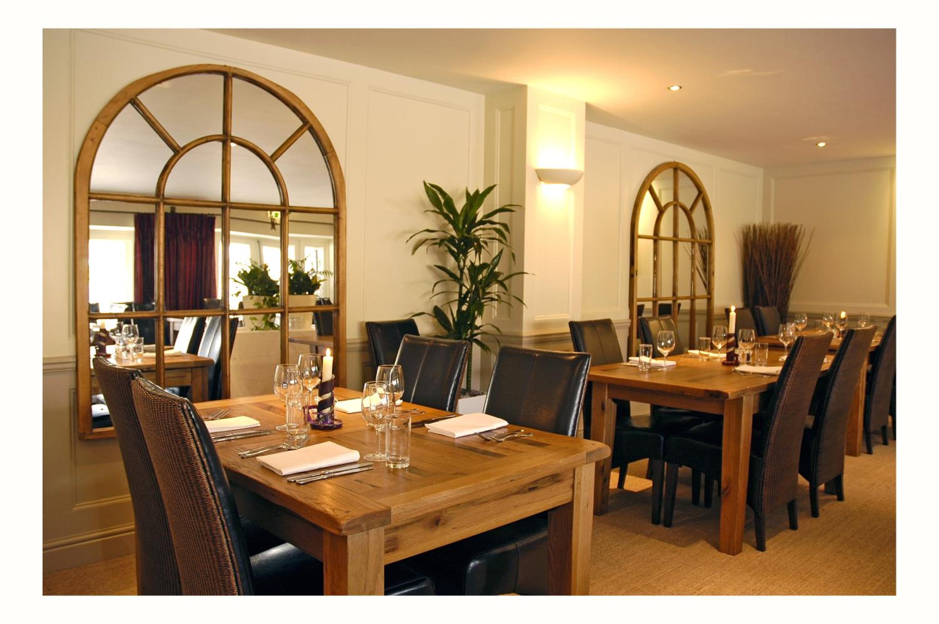 Sherborne Vacations - The Kings Arms - Property Image 1