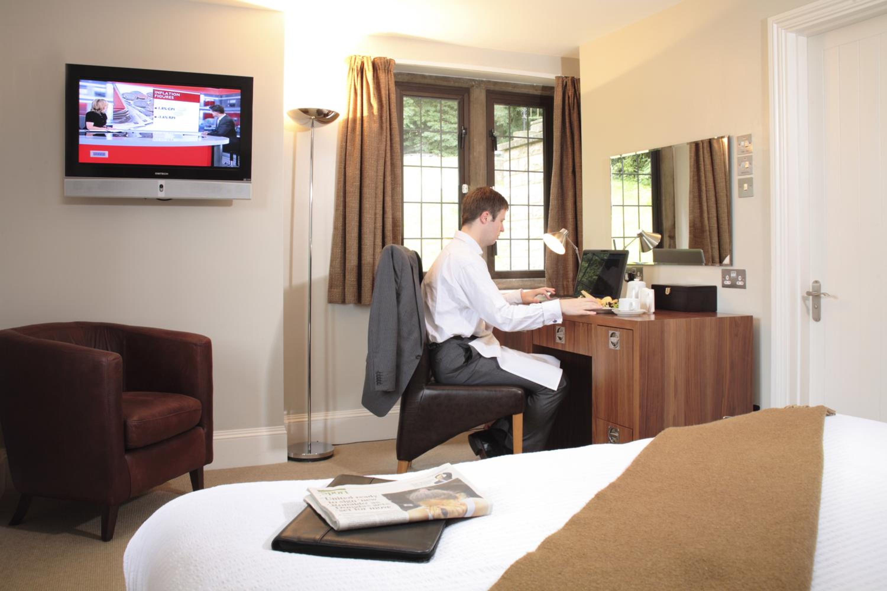 Gloucester Vacations - Hatton Court Hotel - Property Image 4