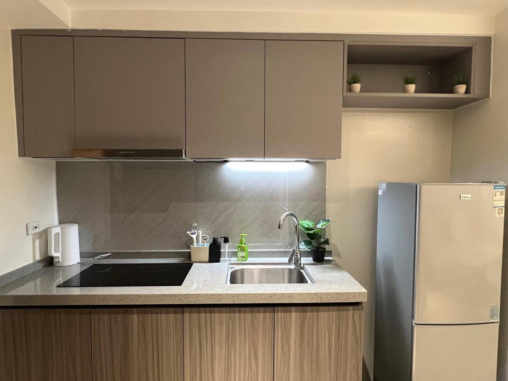 Luxurious Style Apartment cross to Okada and near City of Dreams, Solaire, MOA, and Airport