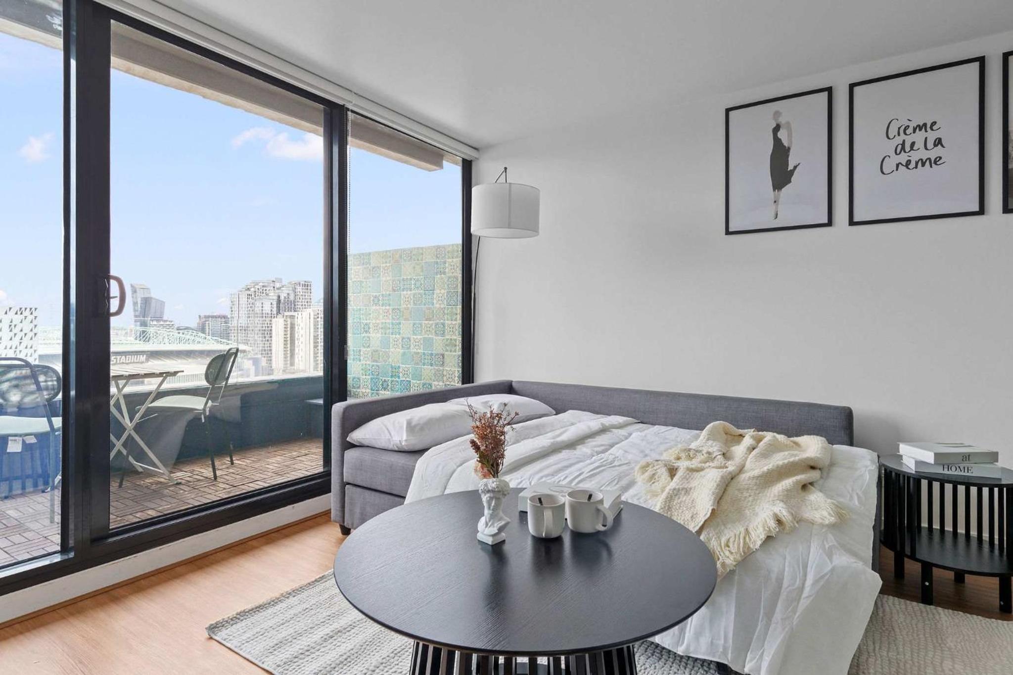 Chic Apartment by Southern Cross FREE Parking