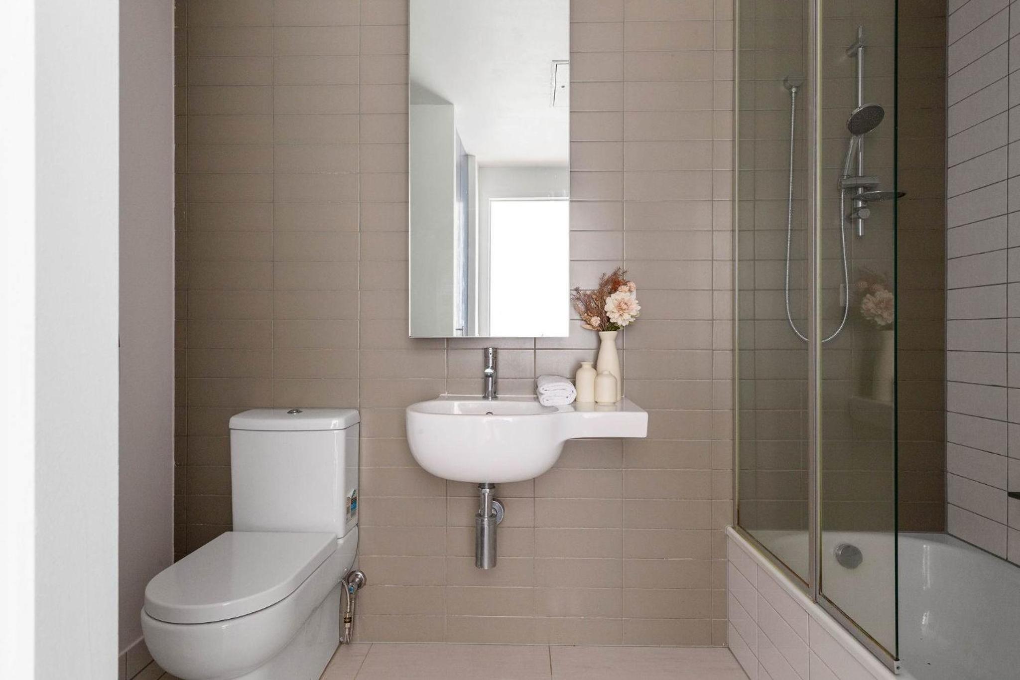 Chic Apartment by Southern Cross FREE Parking