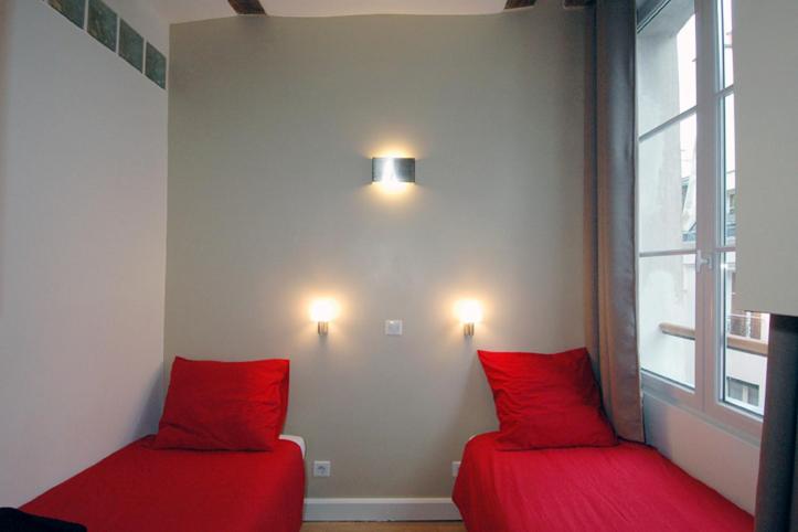 HolidaysInParis-Bourg Tibourg II