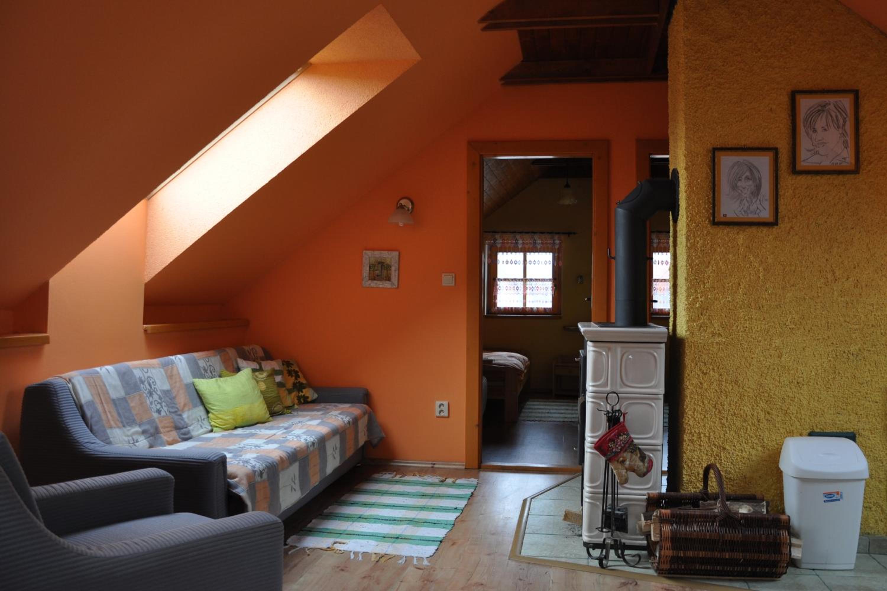 Photo 8