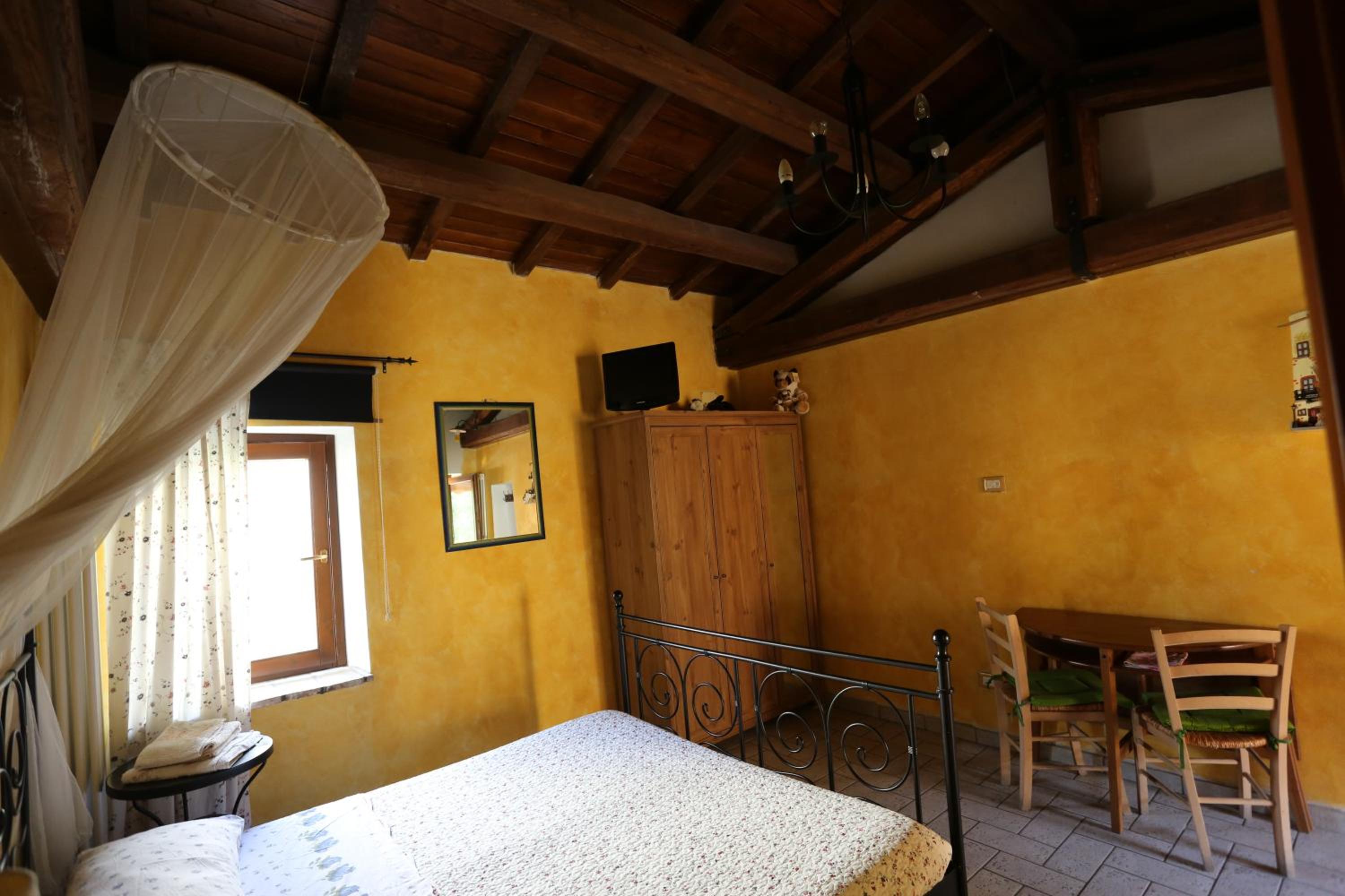 B&B La Casuccia Di Assisi view 3