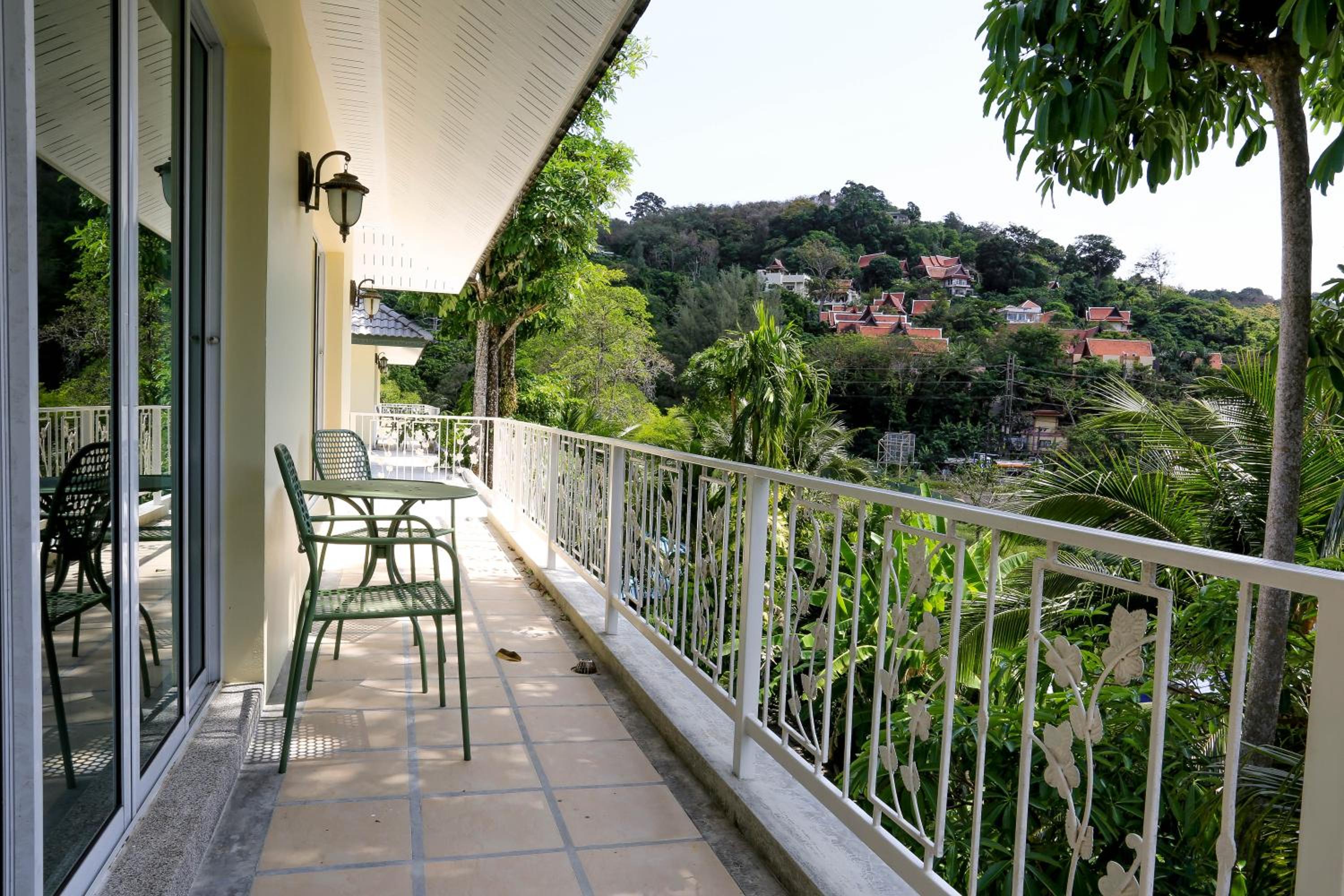 Naka Resort