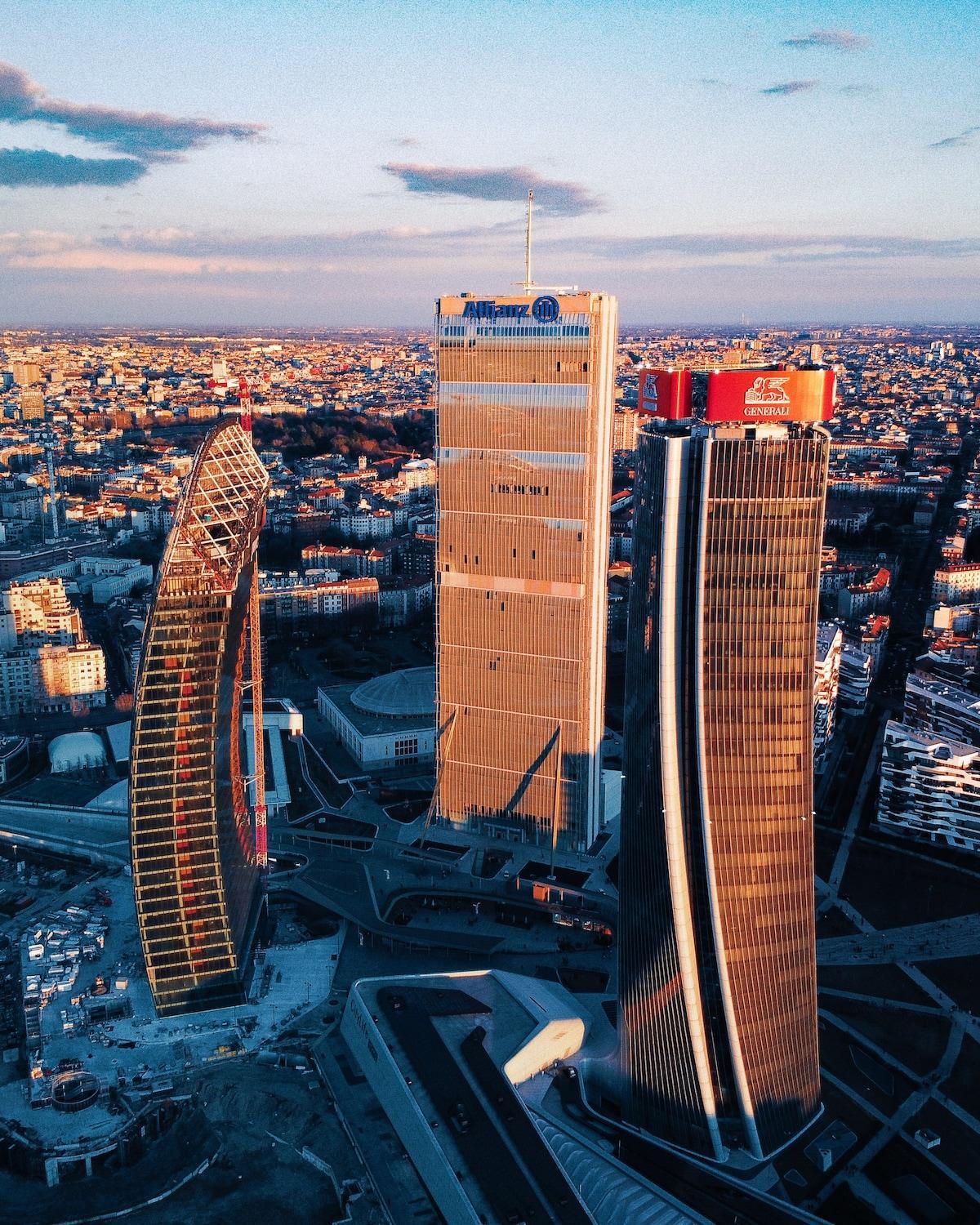 I San Siro I Steps to Metro, AC & Free WiFi