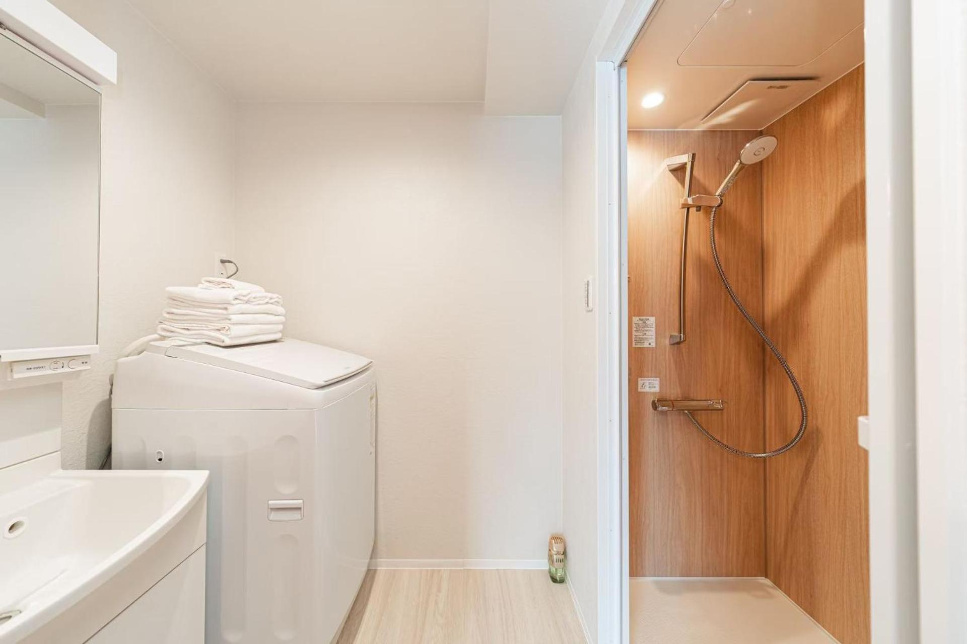 saiei hotel 402