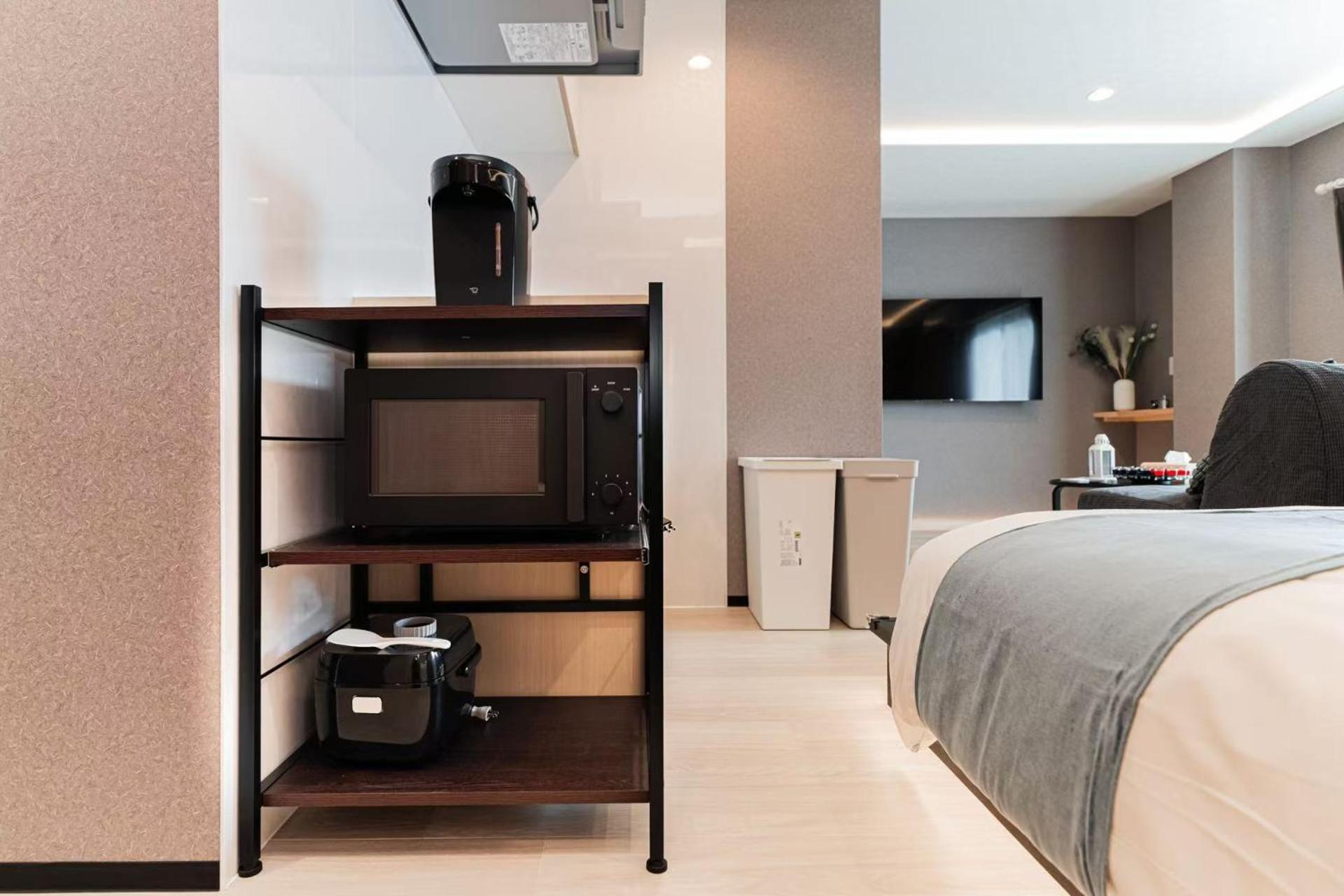 saiei hotel 402