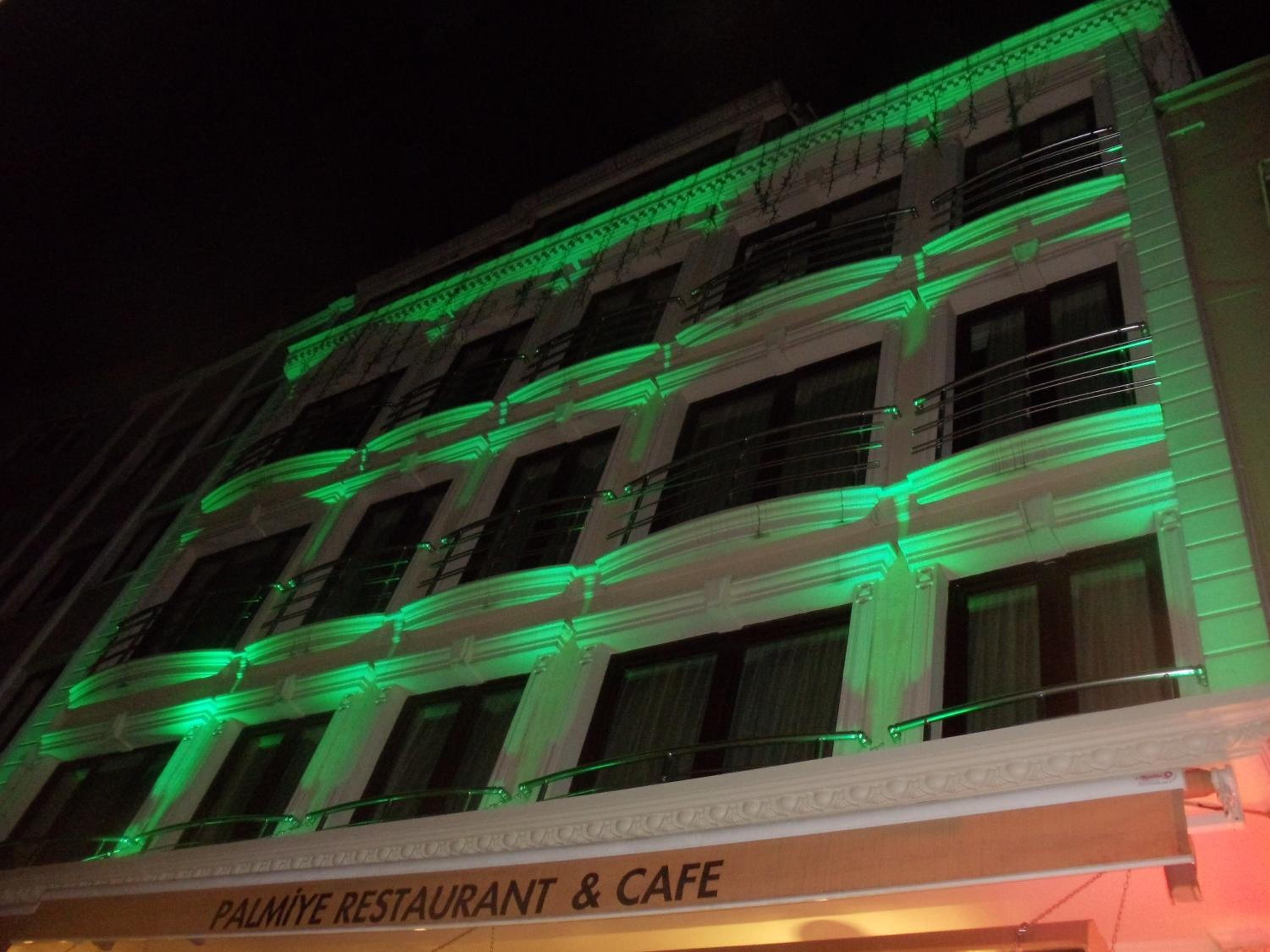 Ares Hotel - Image 6