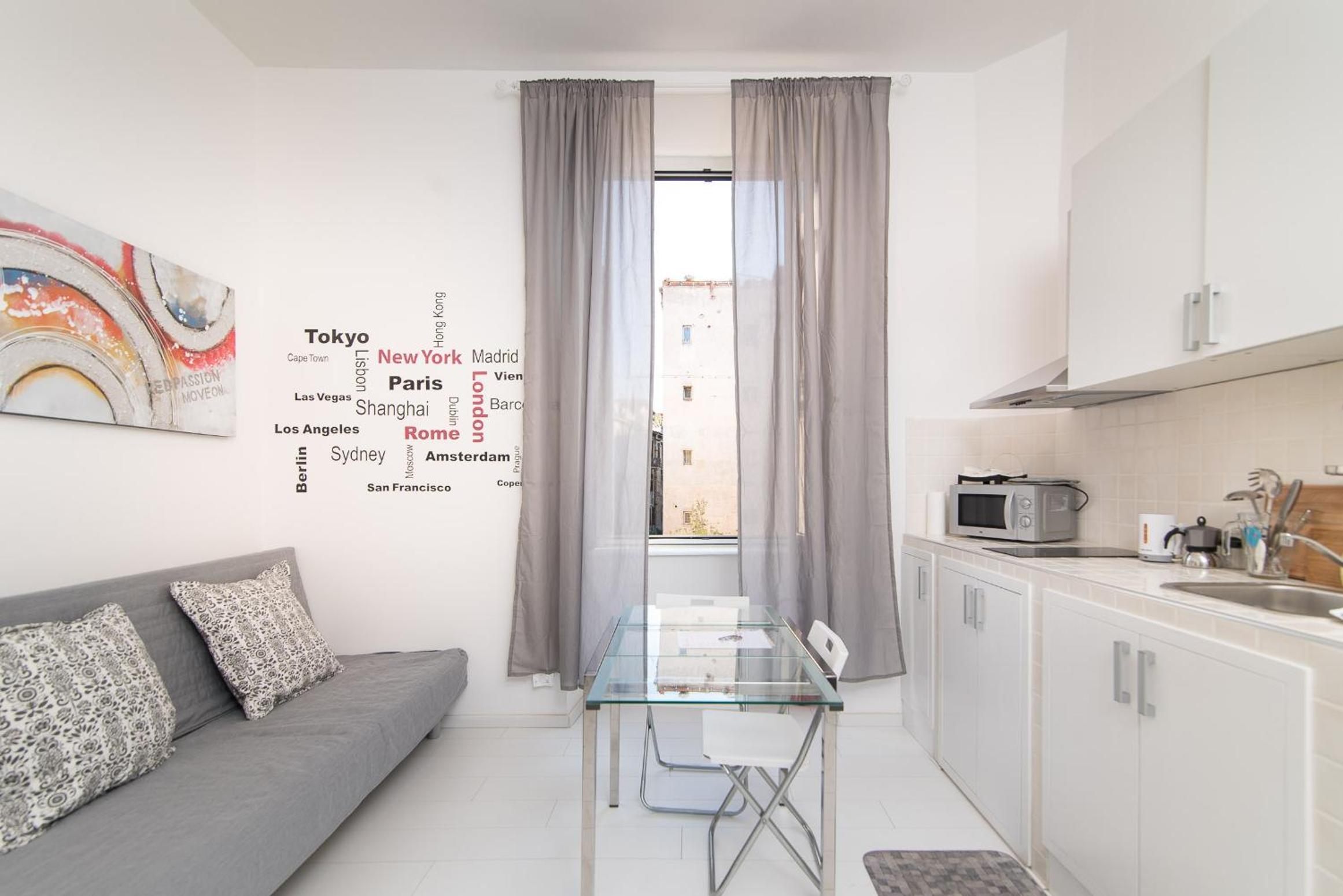 White Ostilia Apartments