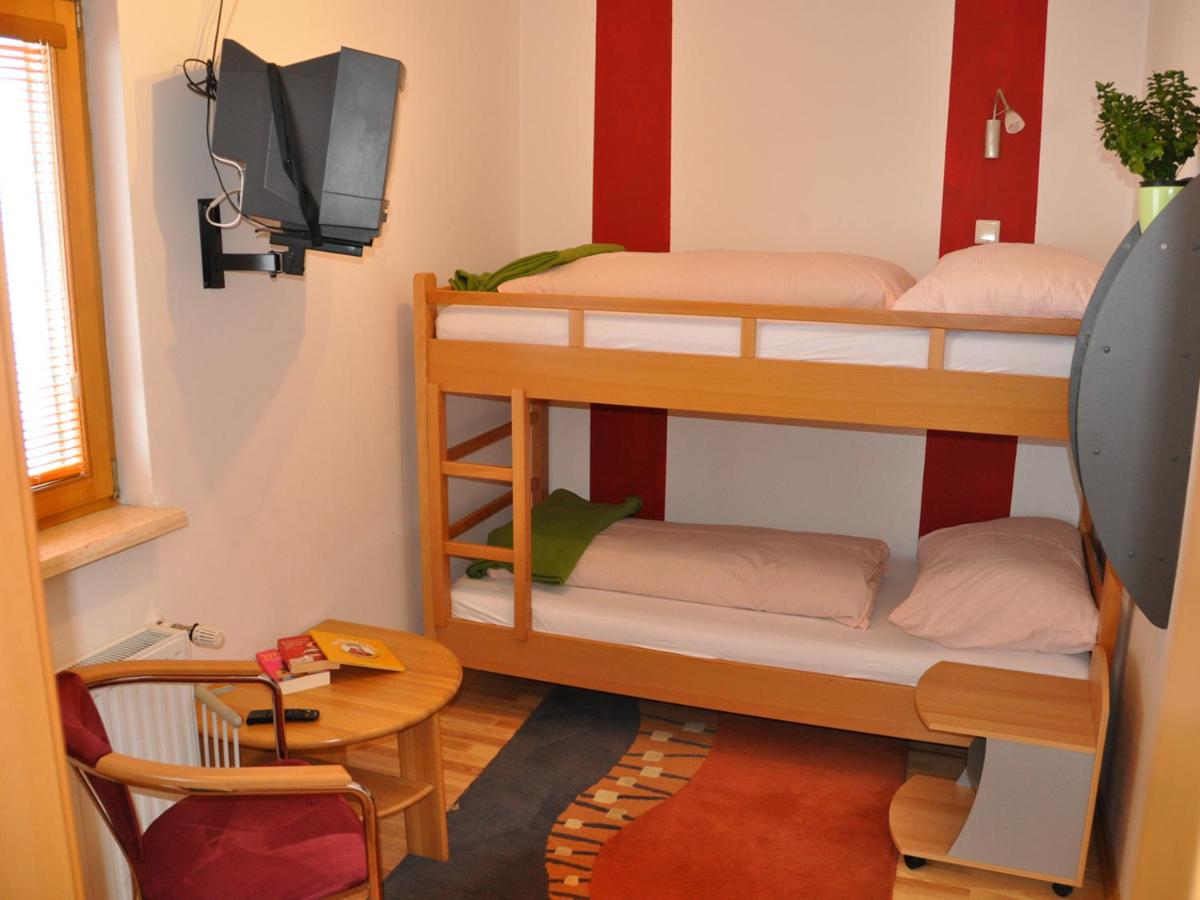 Photo 20