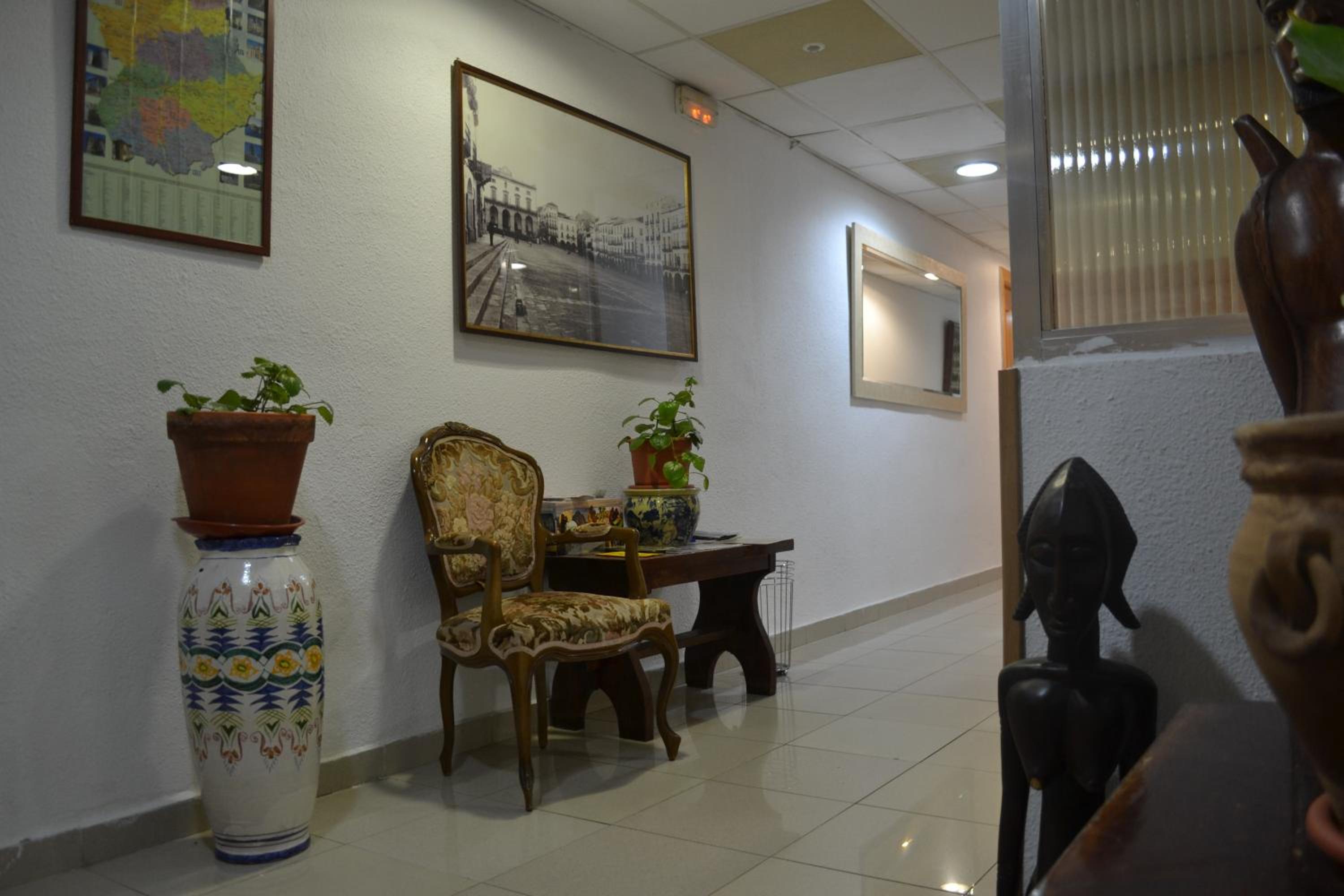 Hostal Al-Qazeres