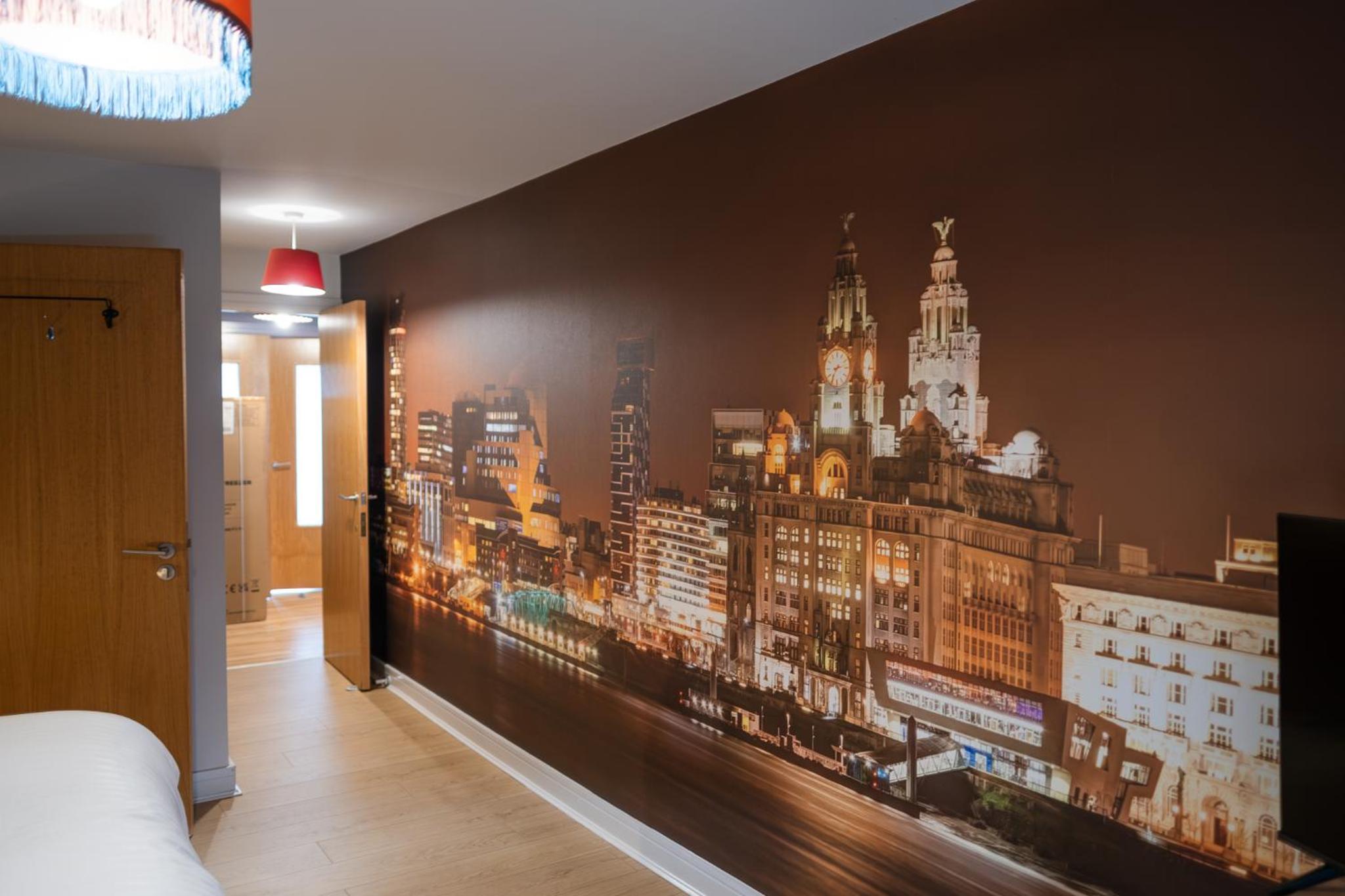 City centre two bedroom apartment in the heart of Liverpool