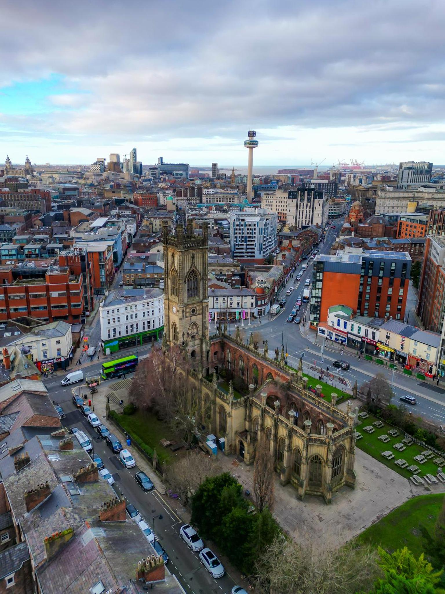 City centre two bedroom apartment in the heart of Liverpool