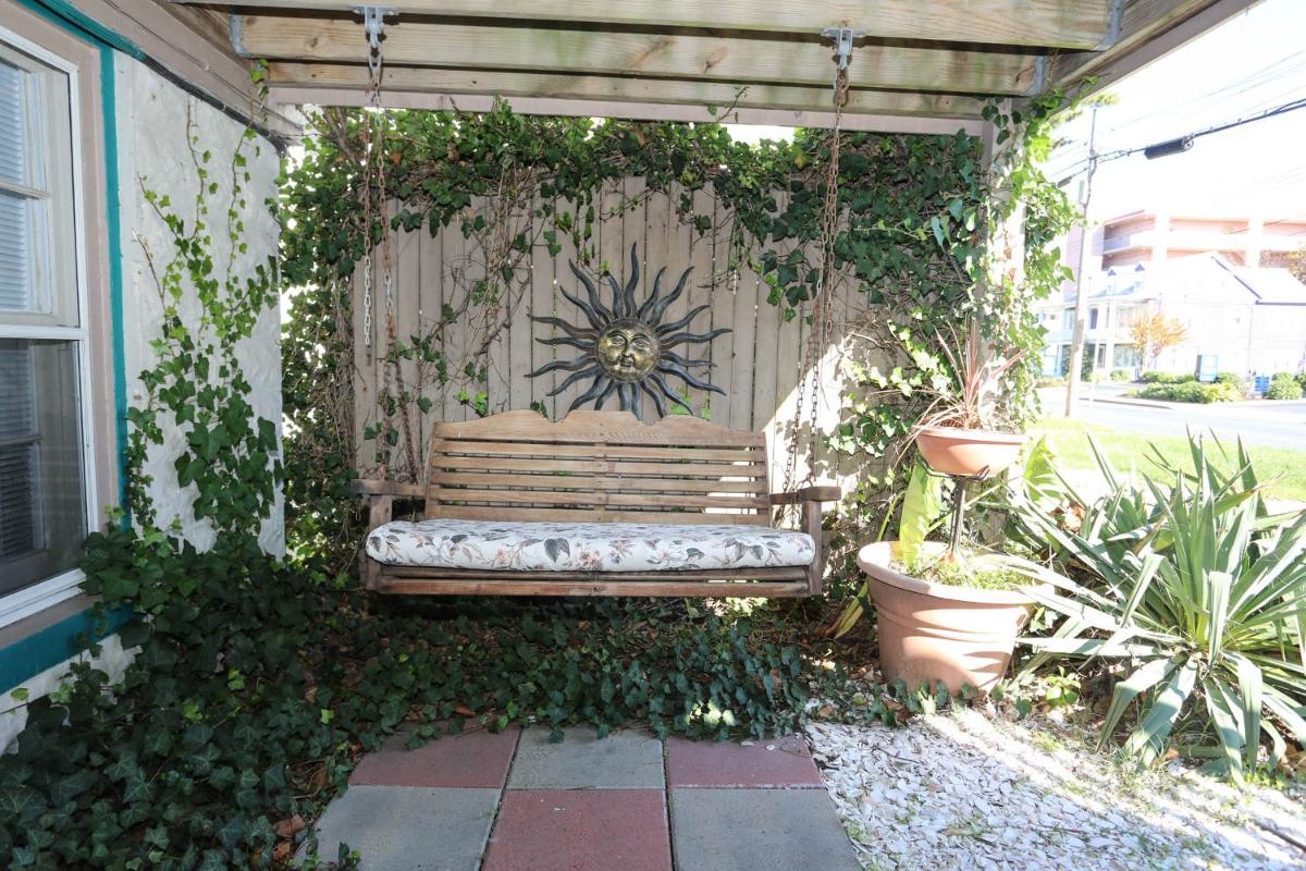 Atlantic House Bed & Breakfast