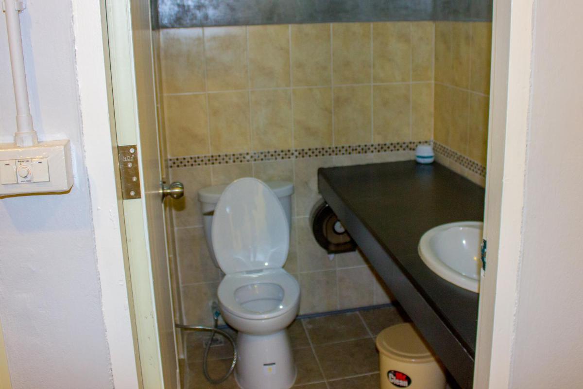 Photo 18