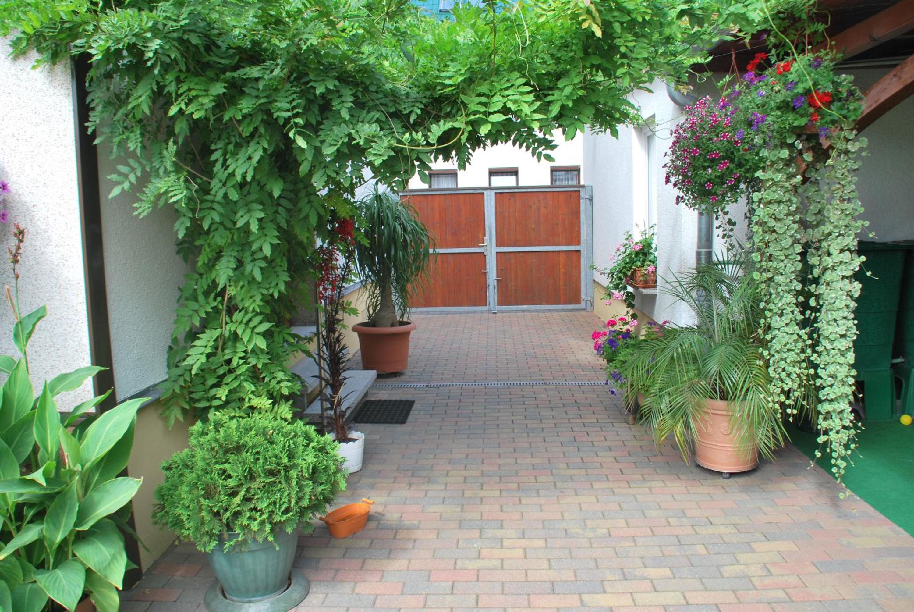 Pension Borna - Property Image 1