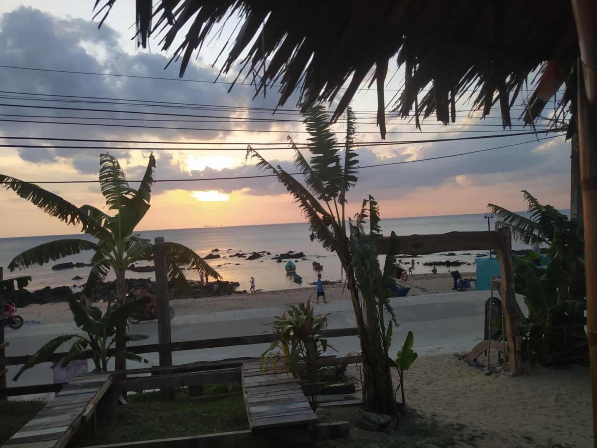 The Sunset View klong Hin Beach Lanta