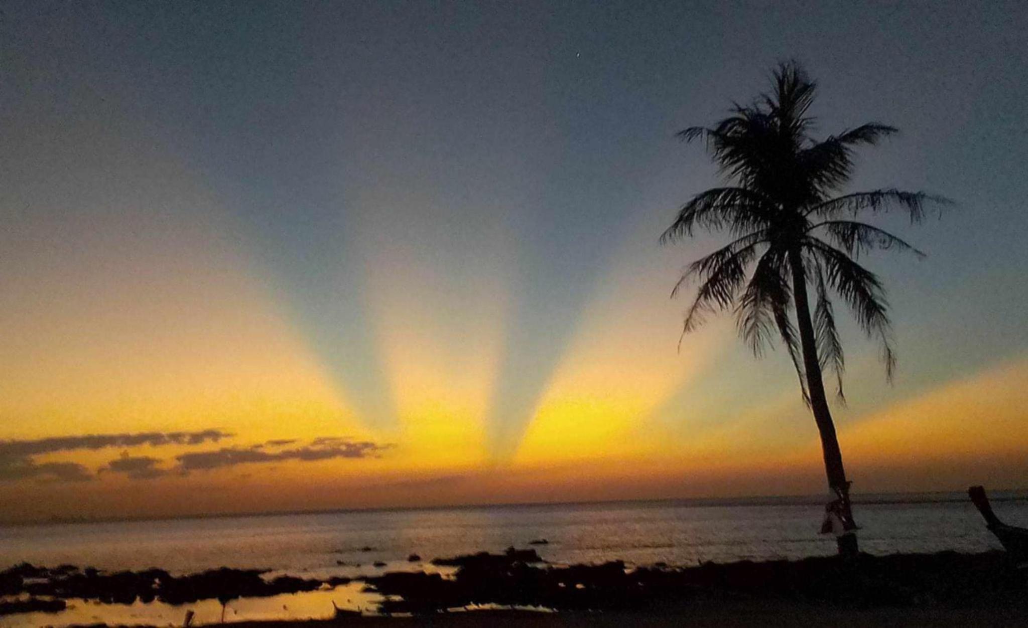 The Sunset View klong Hin Beach Lanta
