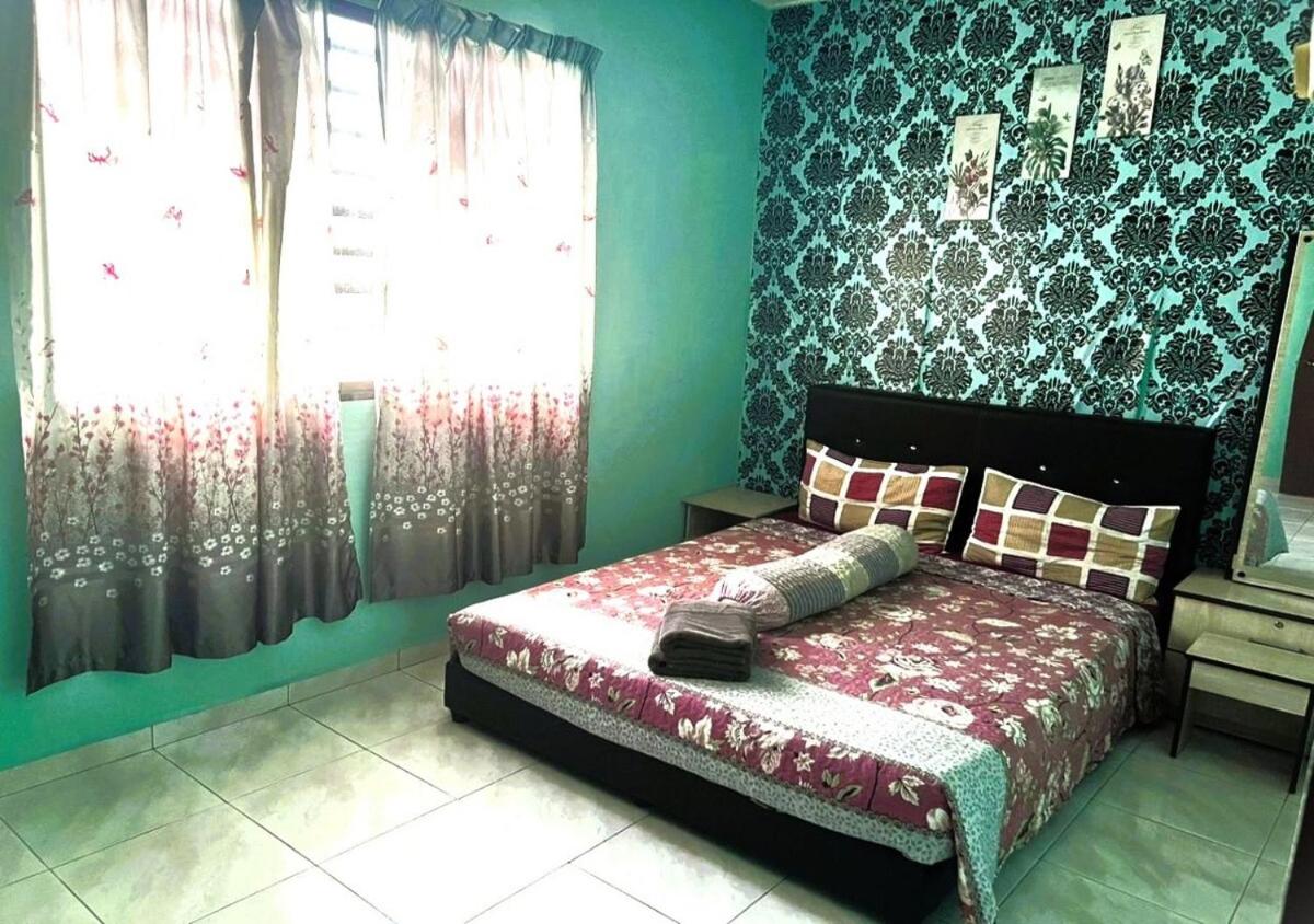 COZY Home Terrace - 1km to Water Theme Park Tambun Ipoh