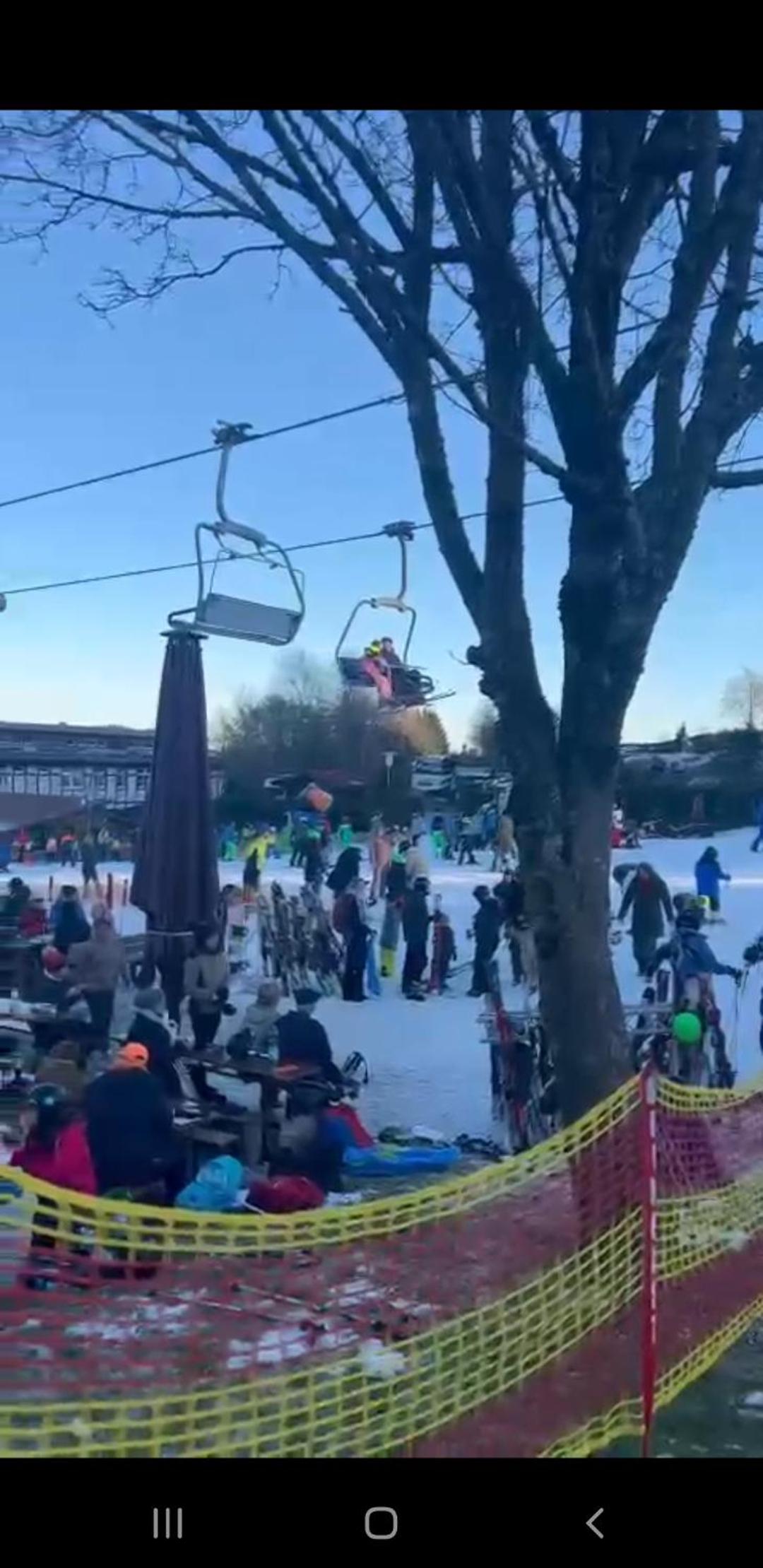 Winterberg Appartement 6 Pers aan Skilift grootste Skigebied nabij Bikepark Unieke locatie met zeer rustige tuin in het bos en het gezellige centrum leuke 