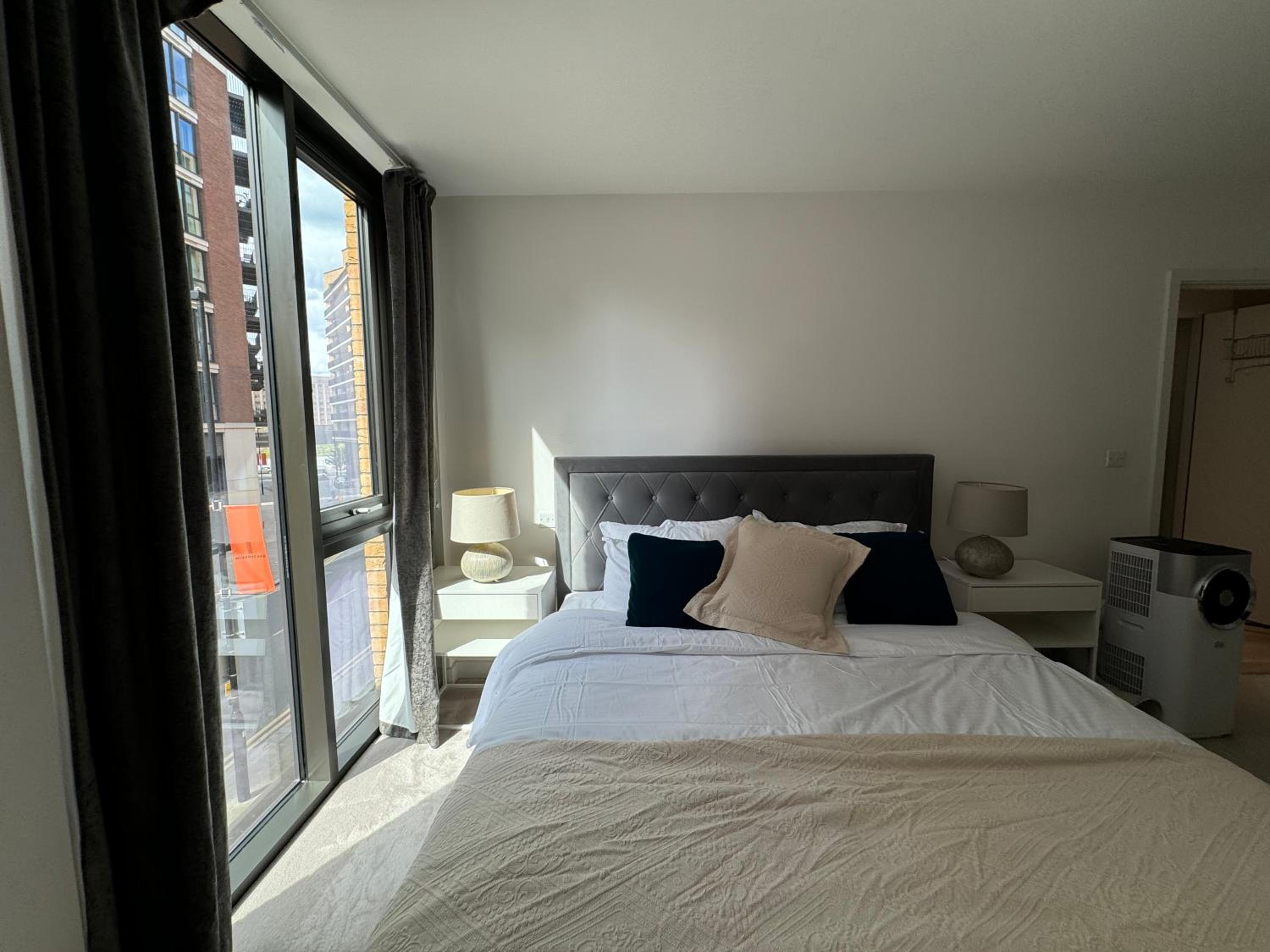 Riverside Suites and Apartments