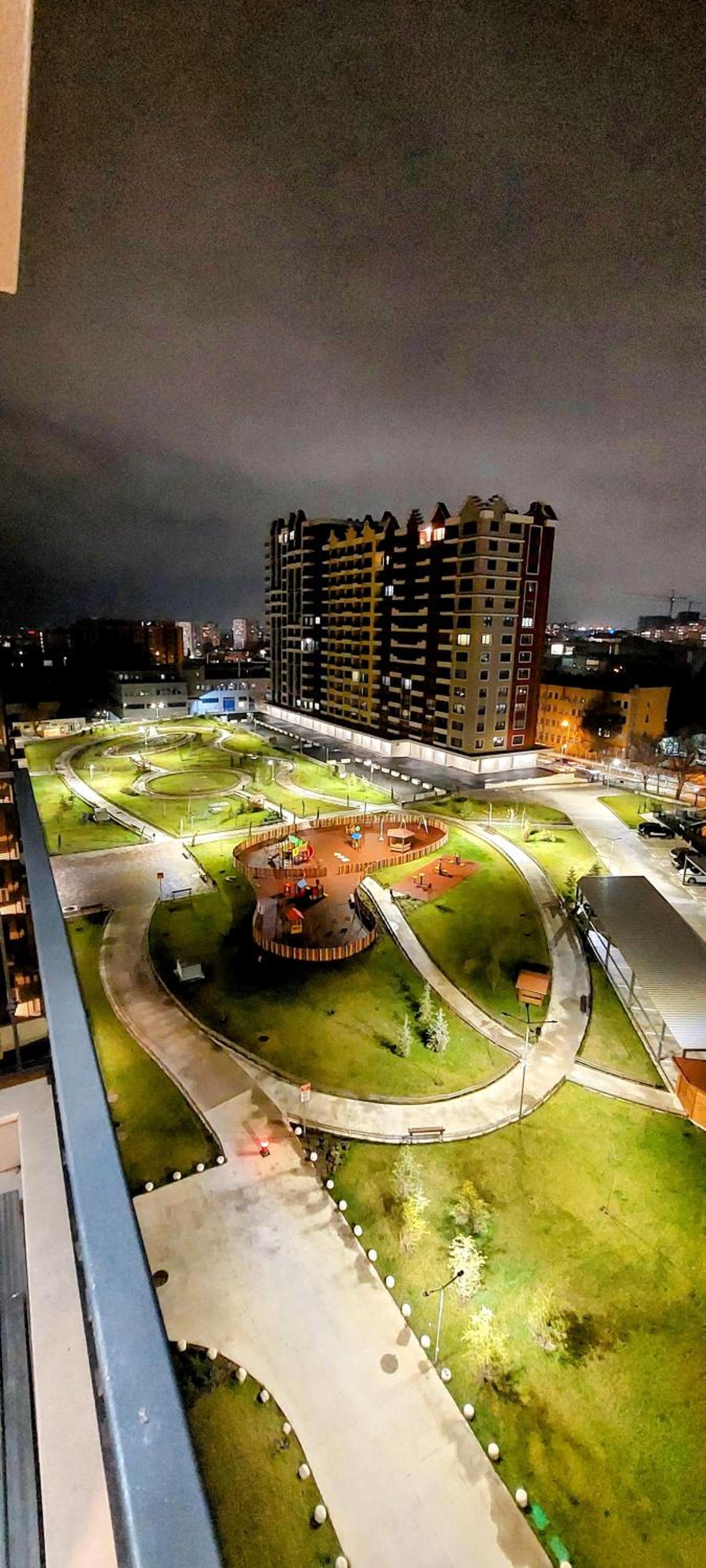 Luxury 2bedroom apartment in Complex Family Garden with FREE parking