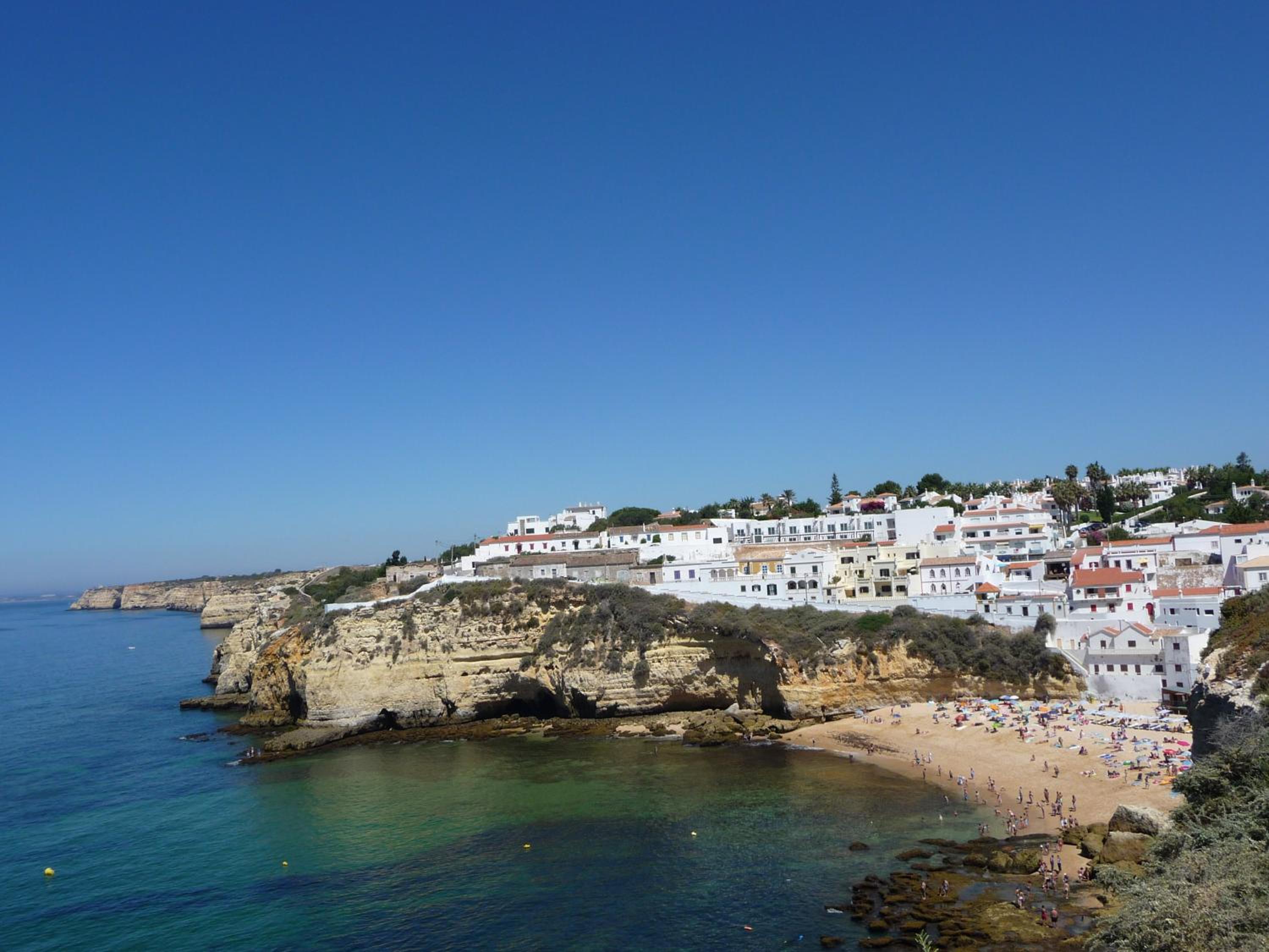 Carvoeiro Vacations - Castelo Guest House - Property Image 2