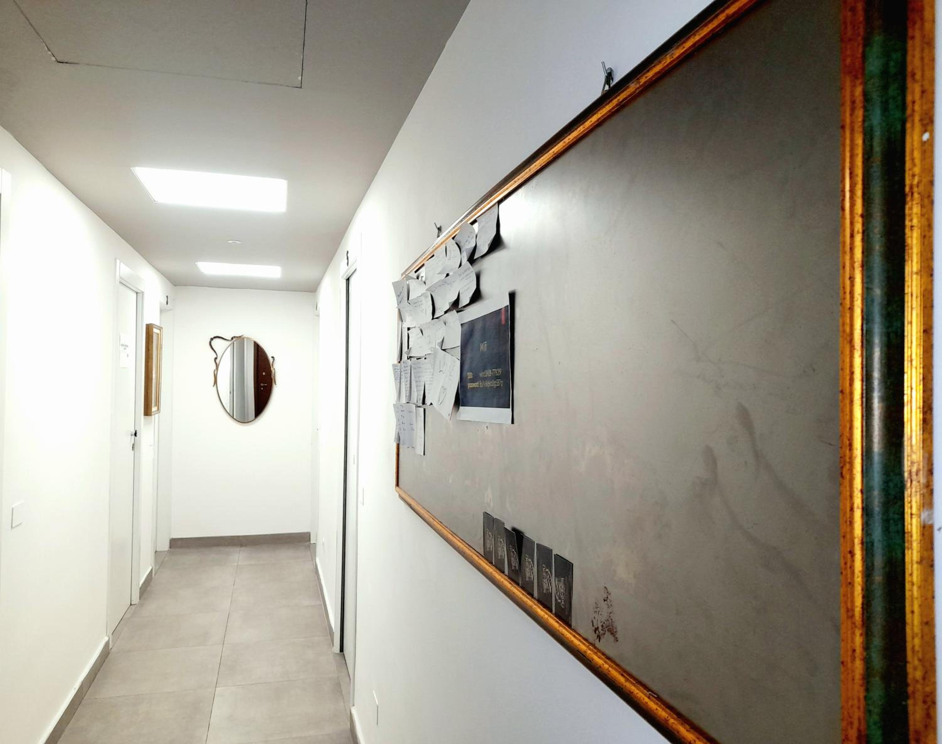 -L' Oasi Del Turista, Room 3- CENTRAL STATION