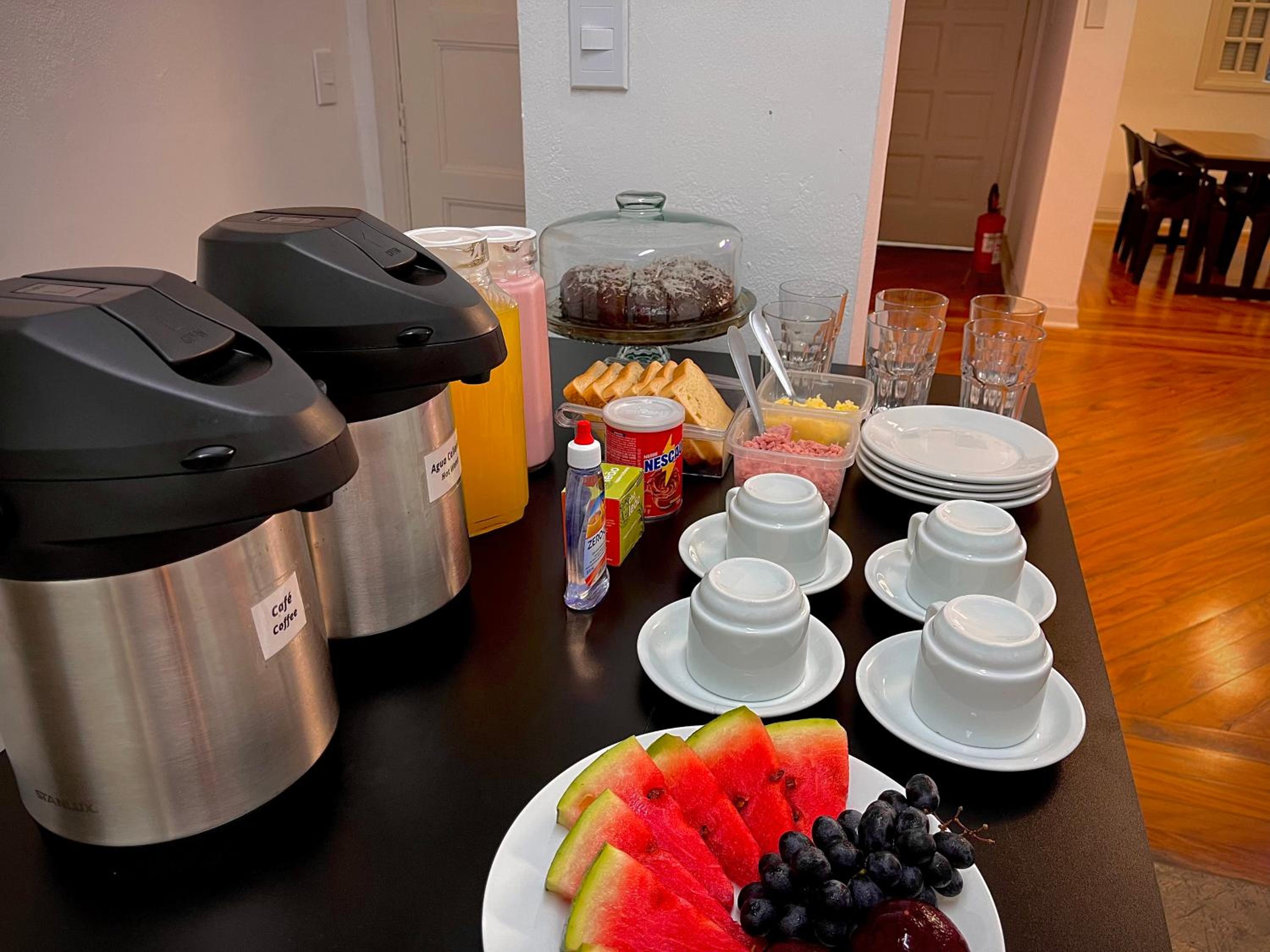 Urban Nomad Hostel and Food Av Paulista
