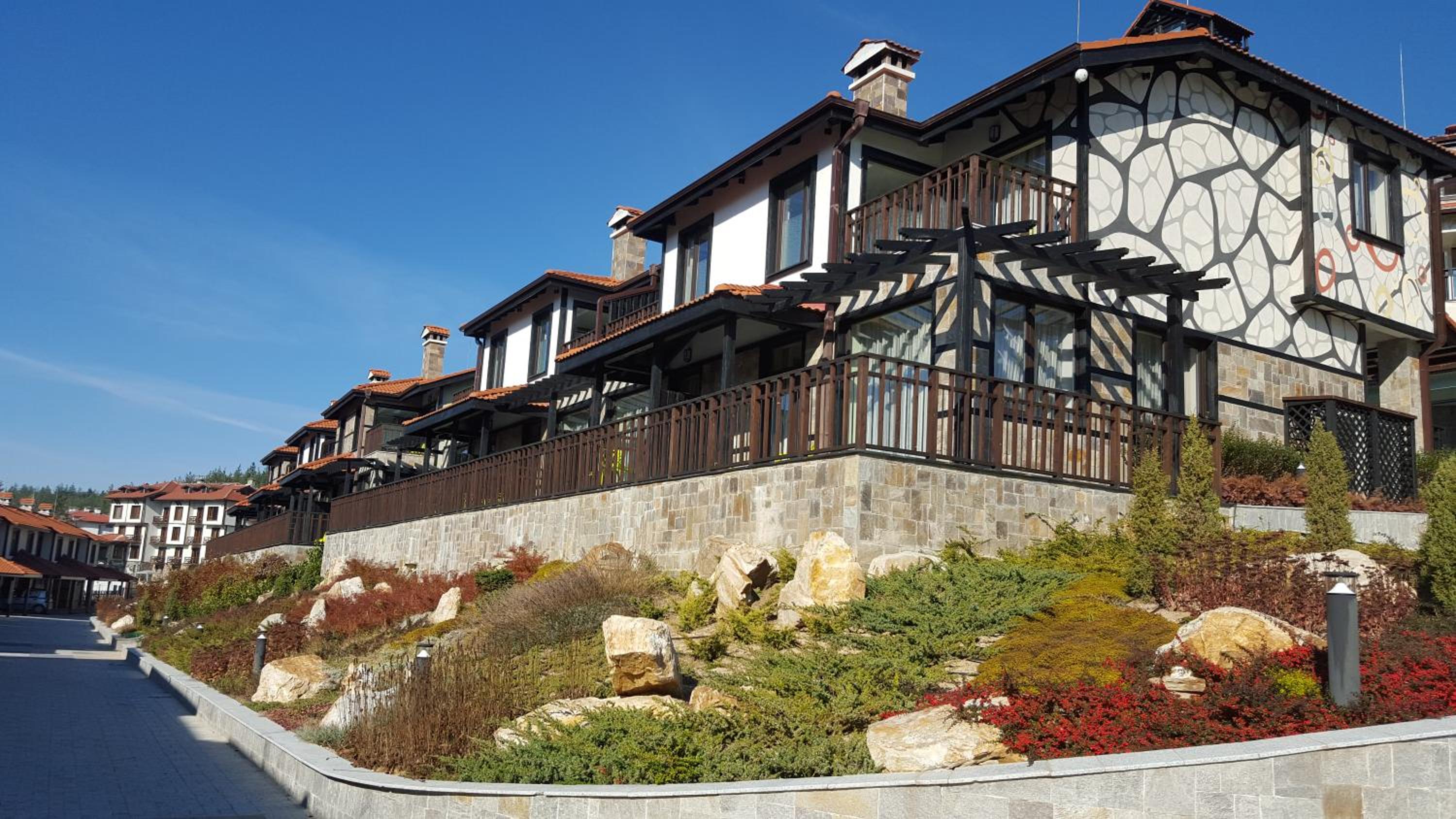 Къщи за гости КООП Добринище - Holiday Villages COOP Dobrinishte