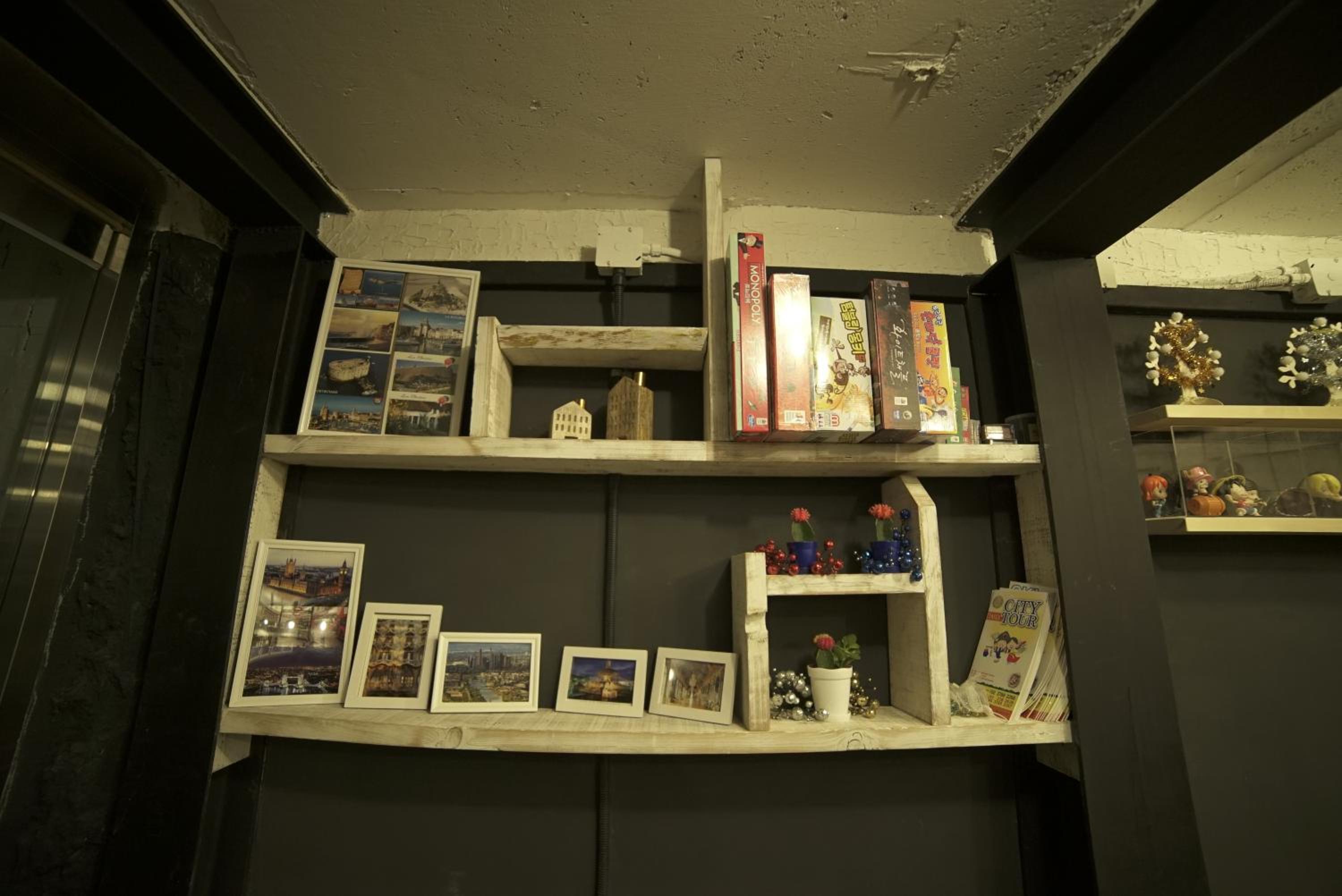 Photo 9