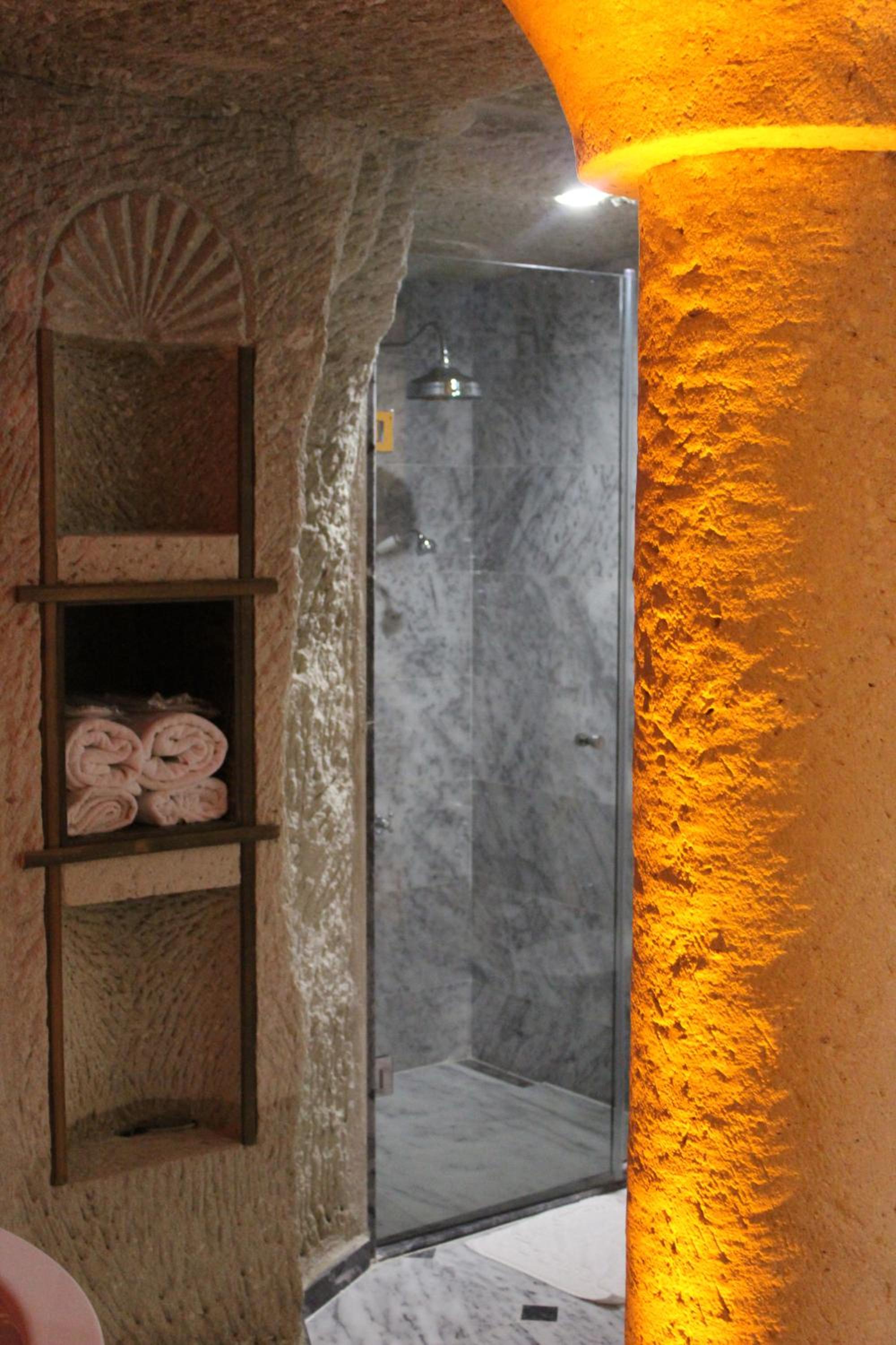 Local Cave House Hotel - Image 124