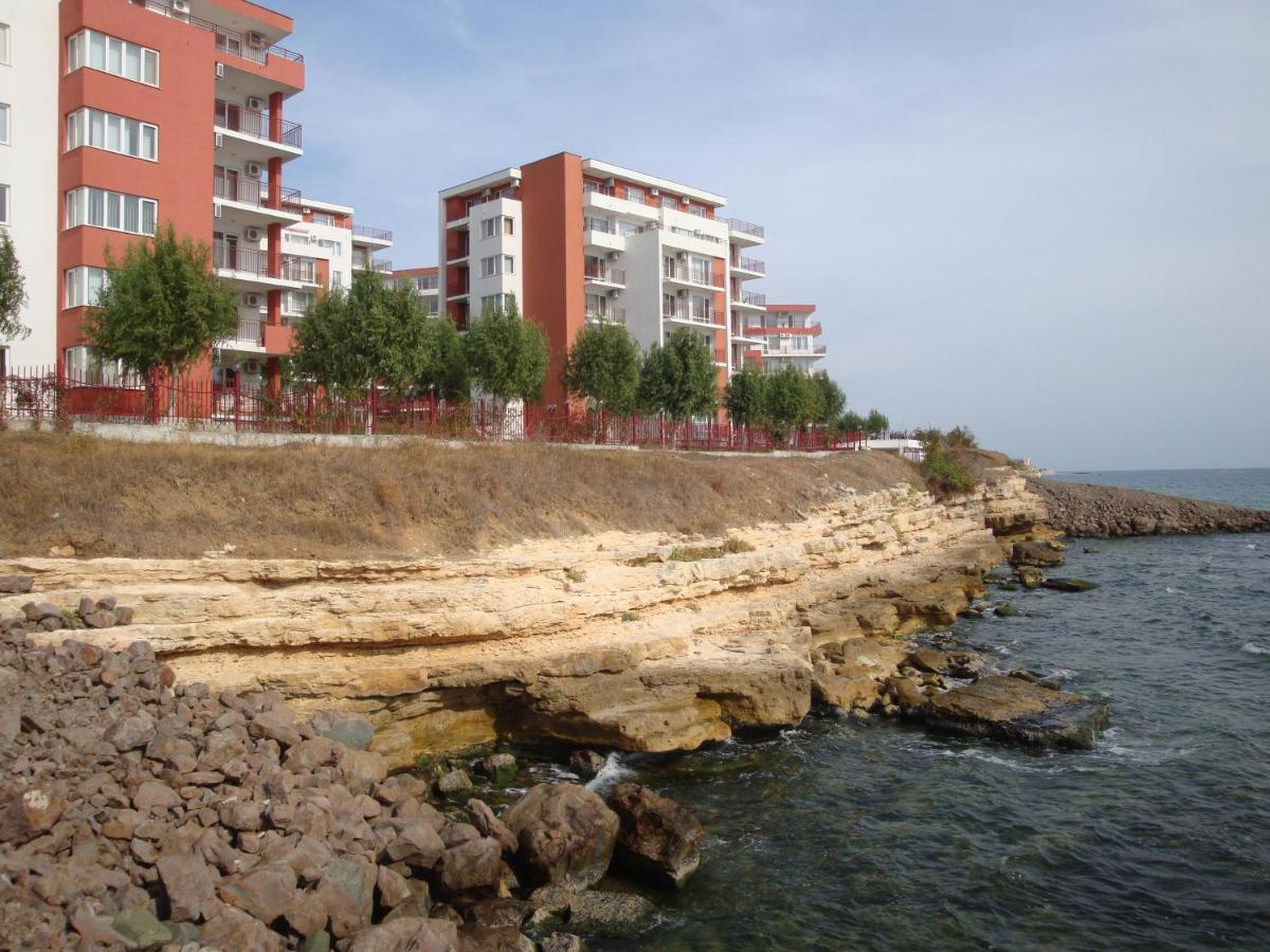 Kalina Private Apartments in Marina View Fort Beach, Sveti Vlas