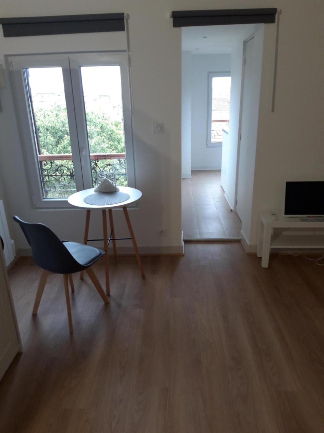 Aquitain Home - Studios & Appartements tout confort Bordeaux Gare St Jean view 2