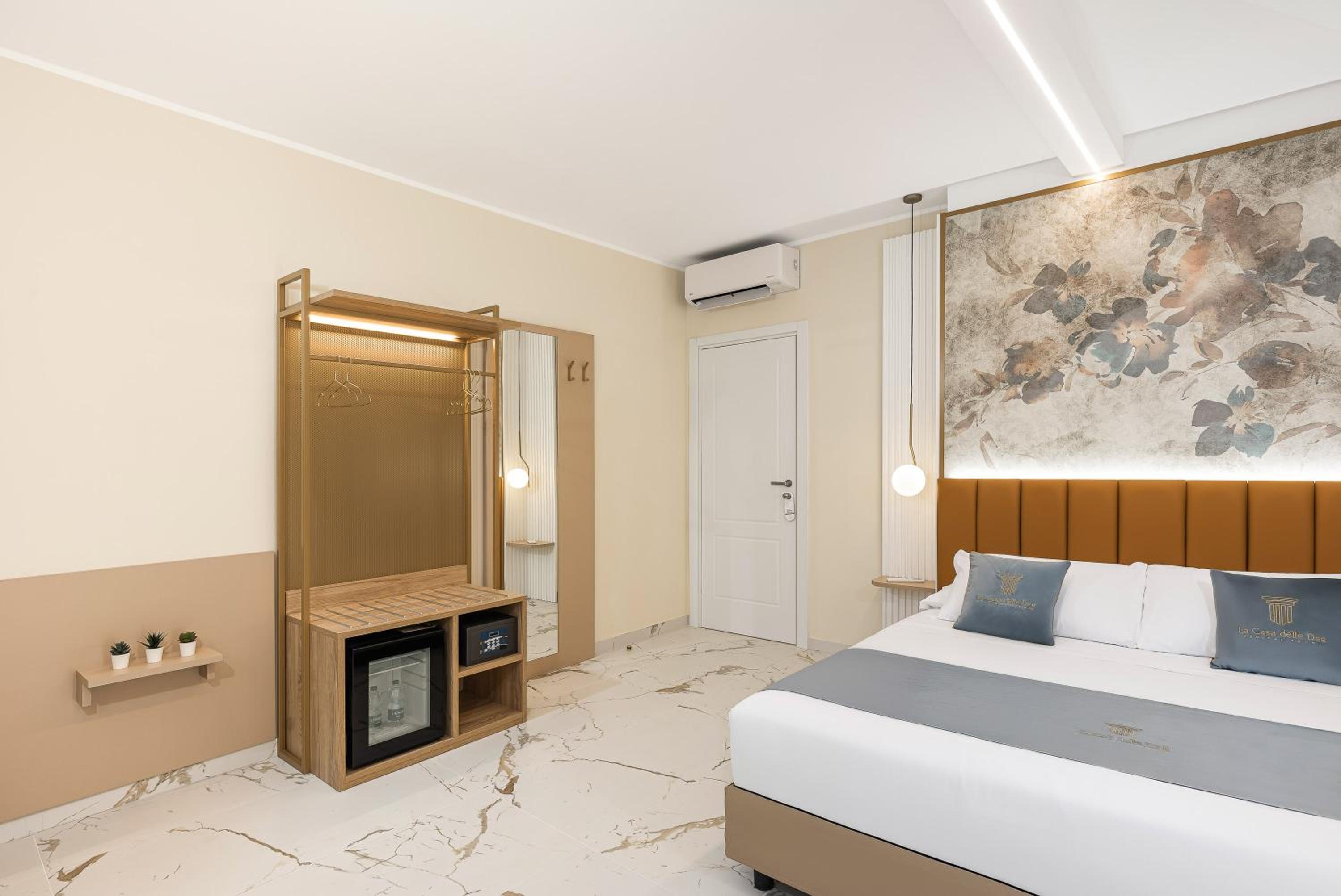 La Casa delle Dee - Self Check-in
