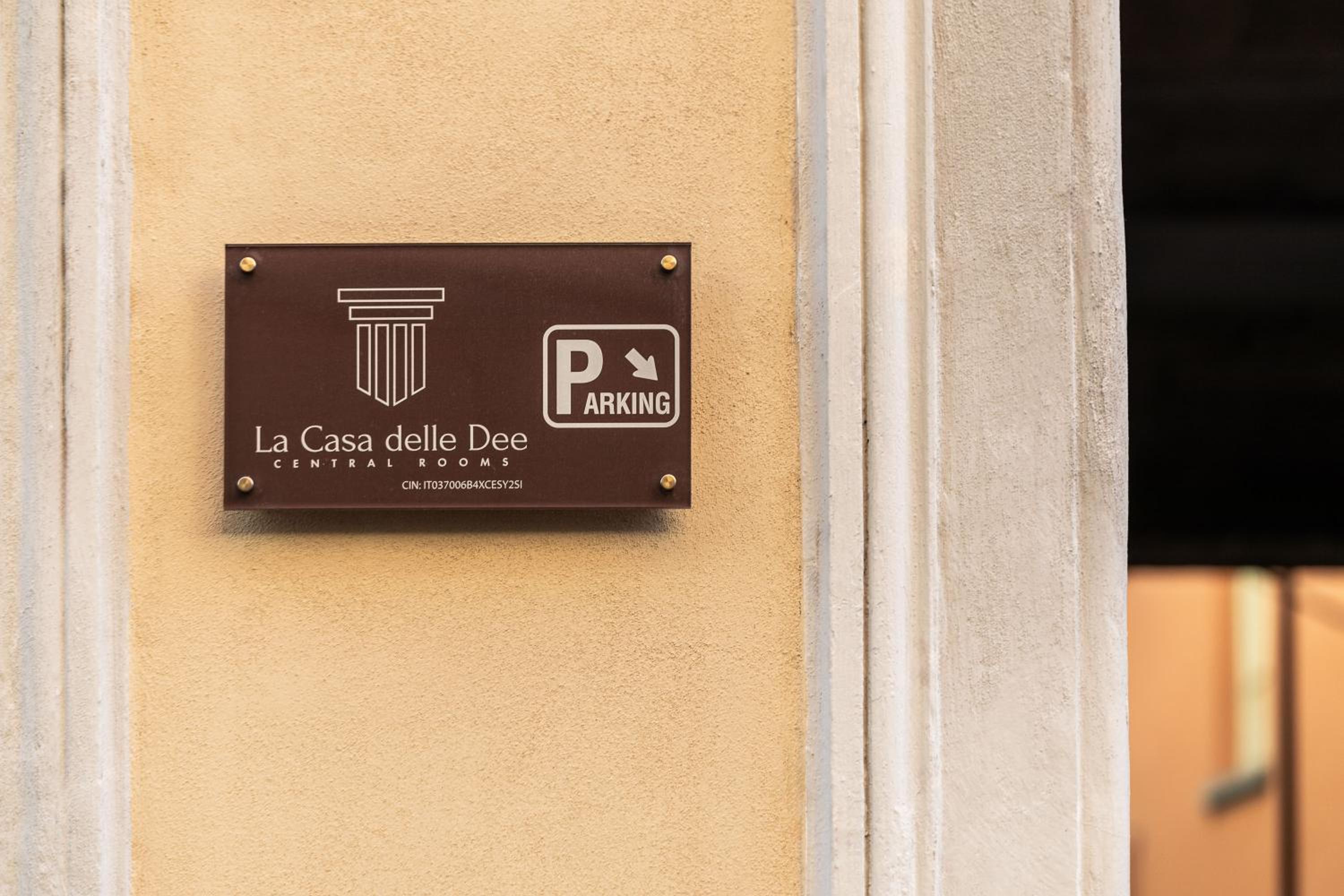 La Casa delle Dee - Self Check-in